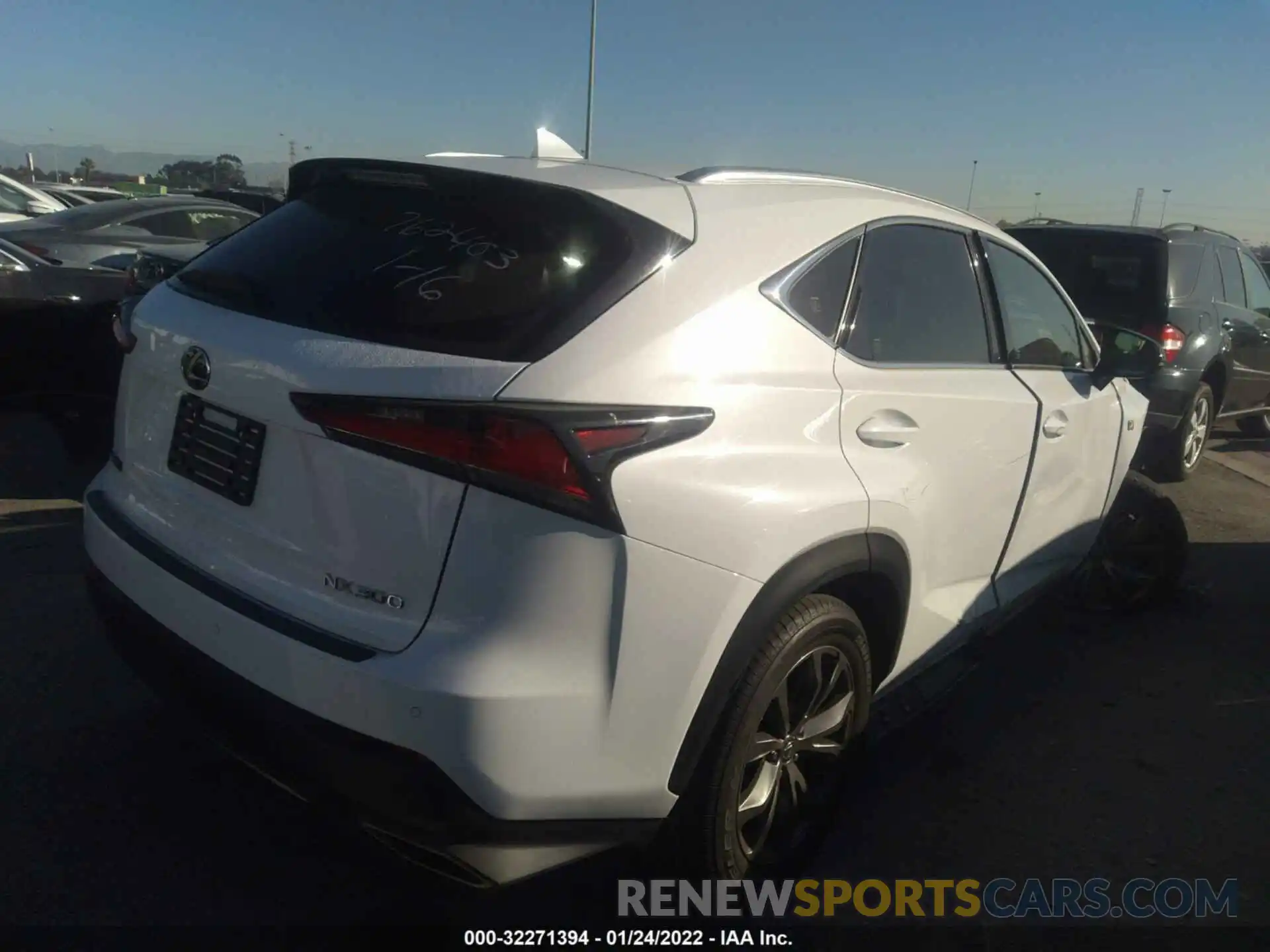 4 Фотография поврежденного автомобиля JTJYARBZ8K2122237 LEXUS NX 2019