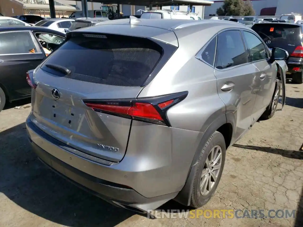 4 Фотография поврежденного автомобиля JTJYARBZ8K2127230 LEXUS NX 2019