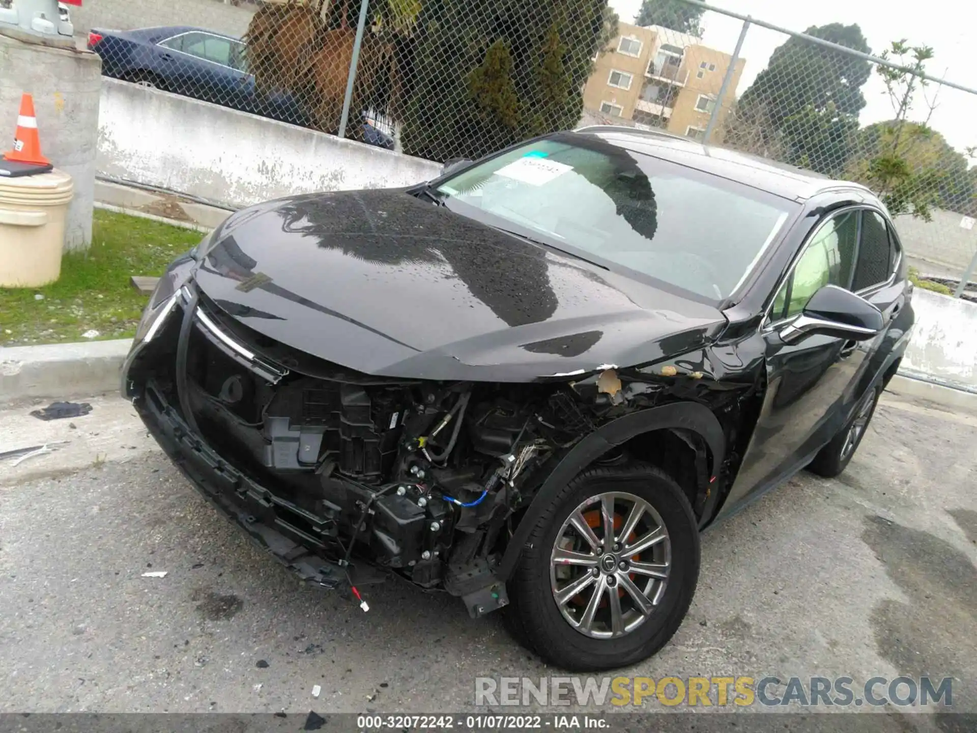 2 Фотография поврежденного автомобиля JTJYARBZ8K2133402 LEXUS NX 2019