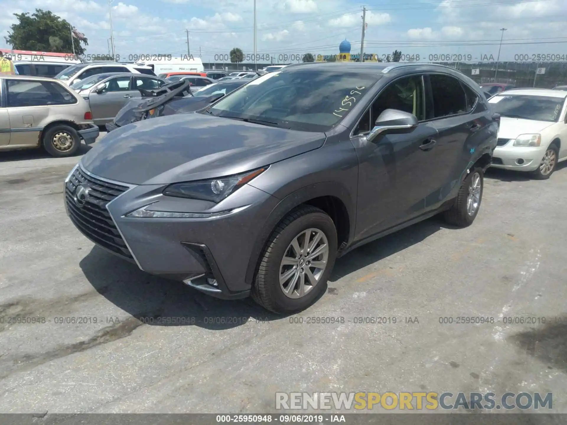 2 Фотография поврежденного автомобиля JTJYARBZ8K2145596 LEXUS NX 2019