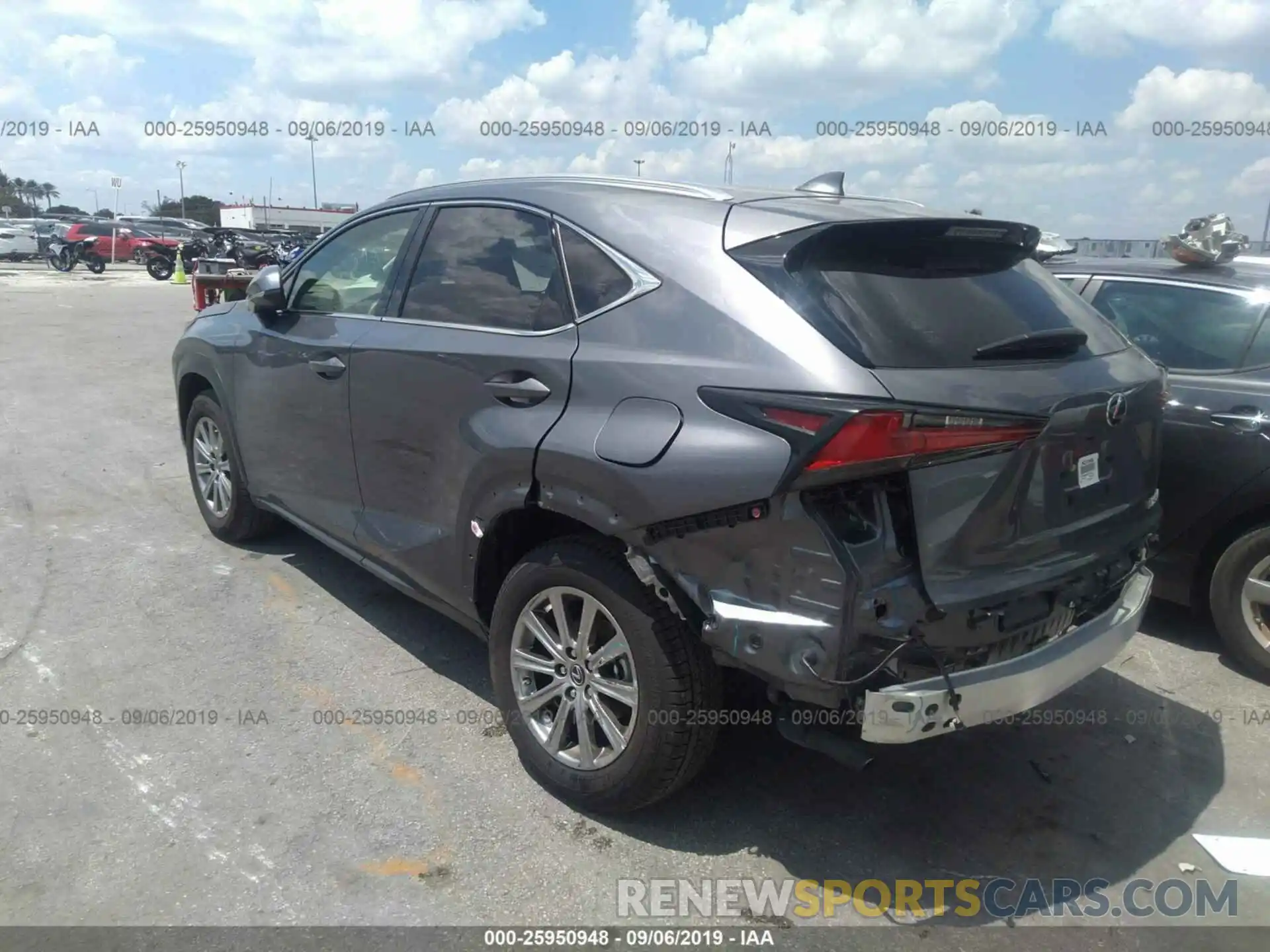 3 Фотография поврежденного автомобиля JTJYARBZ8K2145596 LEXUS NX 2019