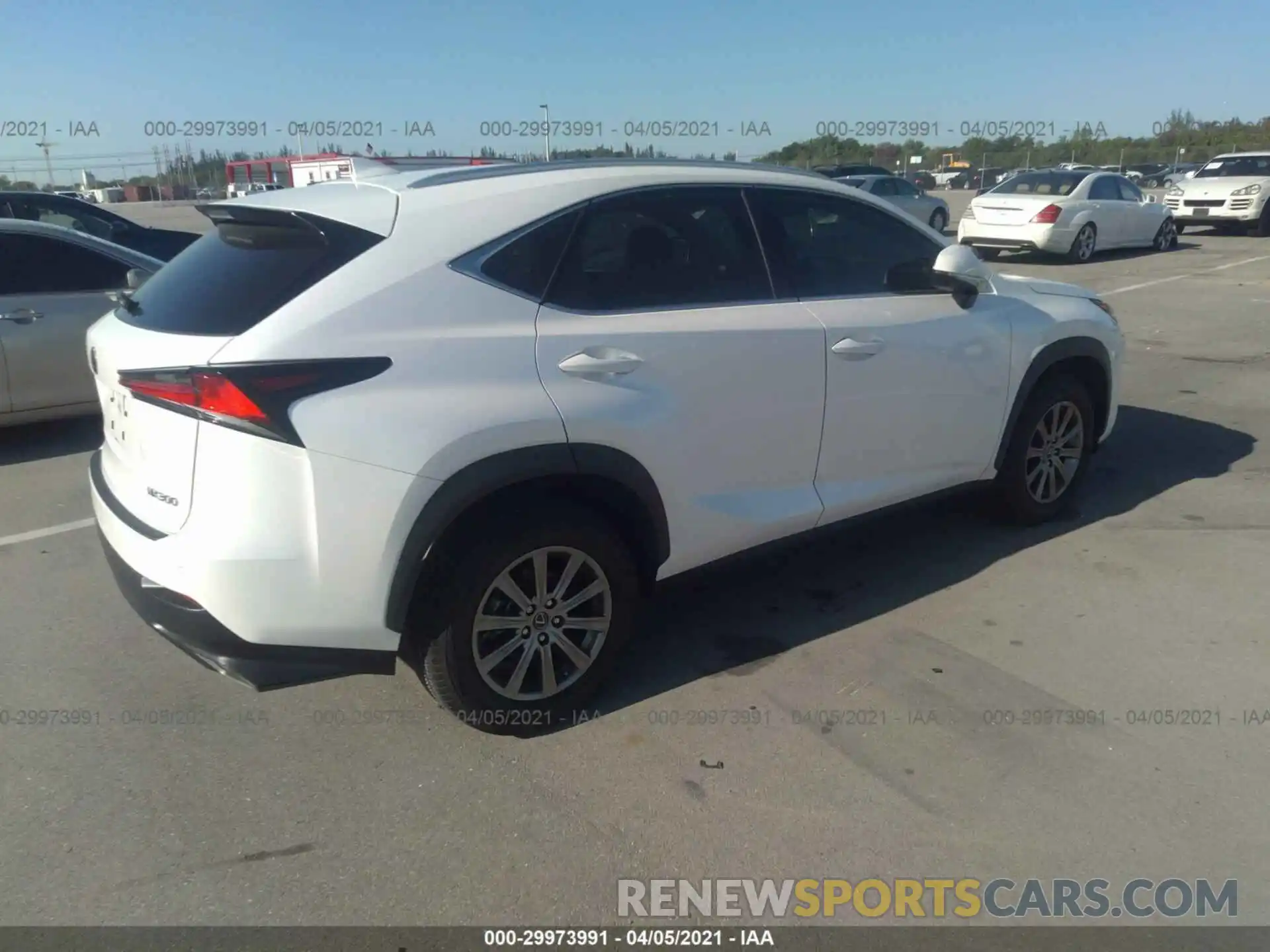 4 Фотография поврежденного автомобиля JTJYARBZ8K2153830 LEXUS NX 2019