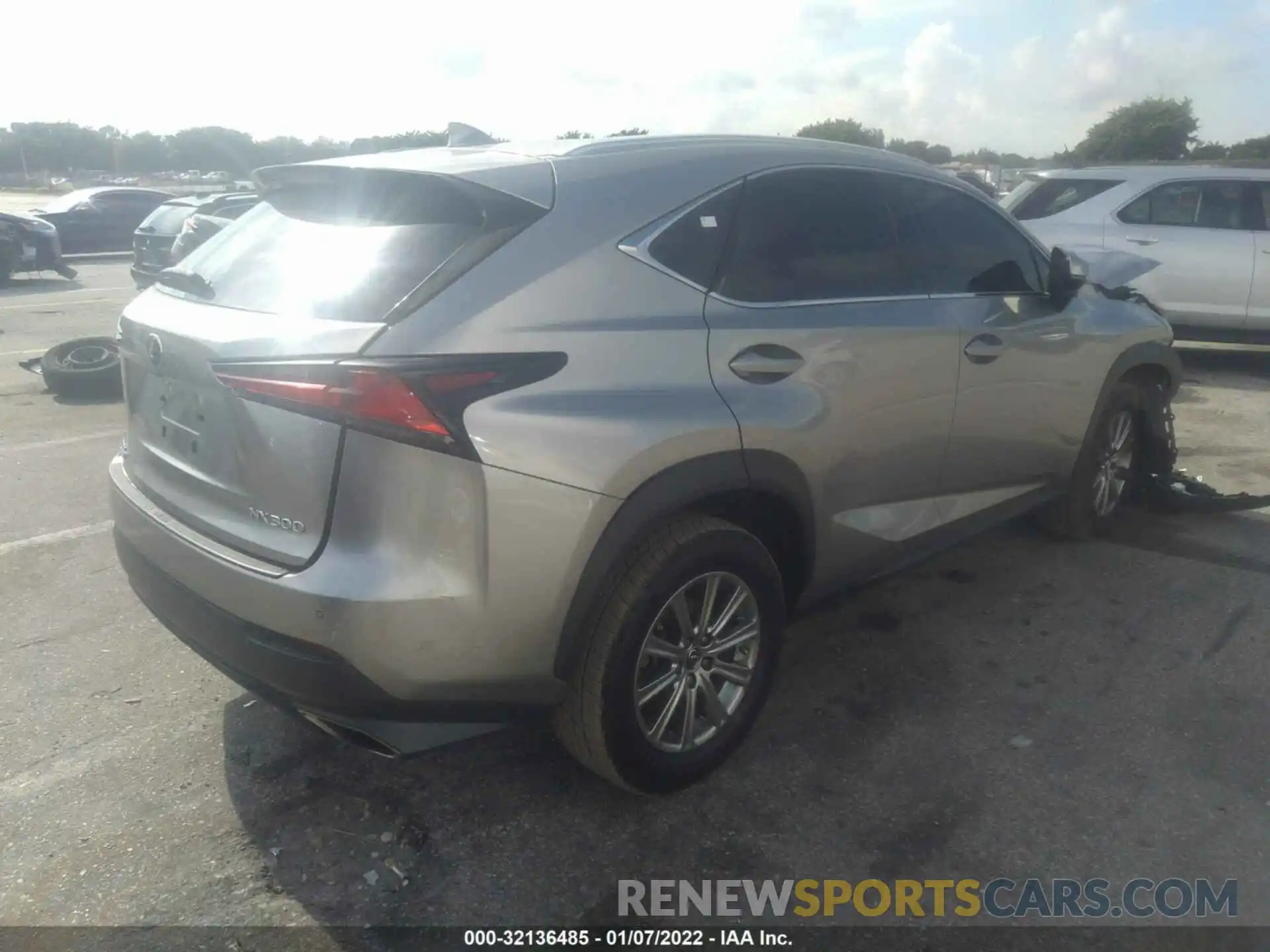 4 Фотография поврежденного автомобиля JTJYARBZ8K2155223 LEXUS NX 2019