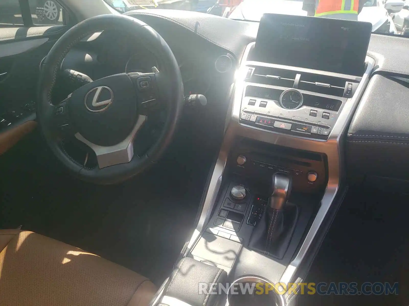 9 Фотография поврежденного автомобиля JTJYARBZ8K2158185 LEXUS NX 2019