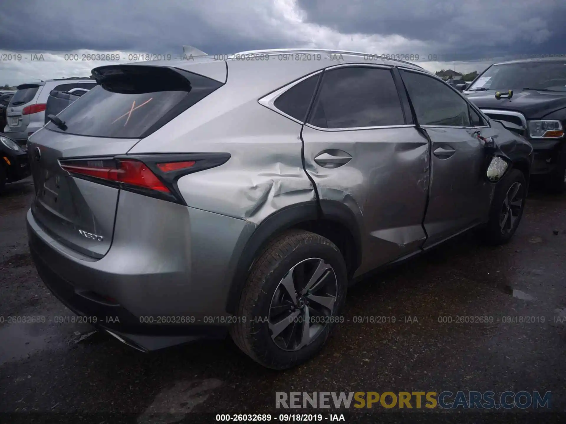 4 Фотография поврежденного автомобиля JTJYARBZ9K2123428 LEXUS NX 2019