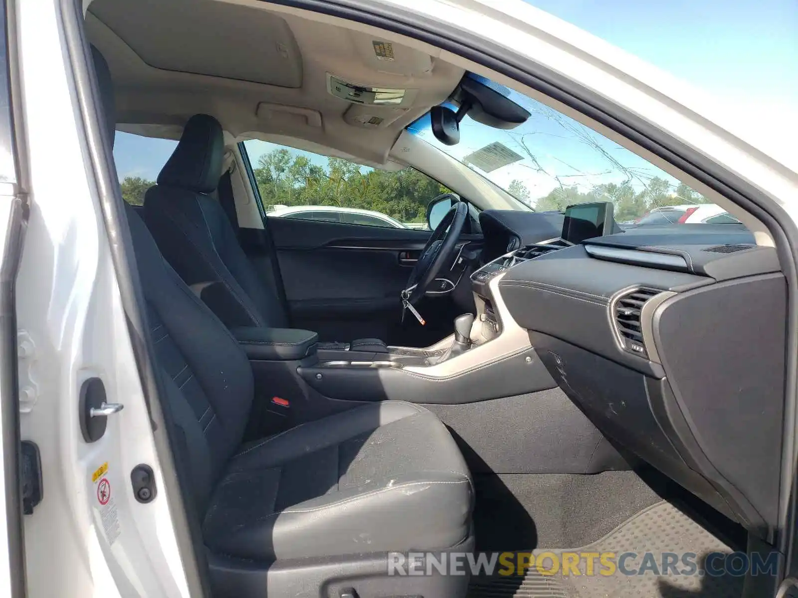 5 Photograph of a damaged car JTJYARBZ9K2125258 LEXUS NX 2019