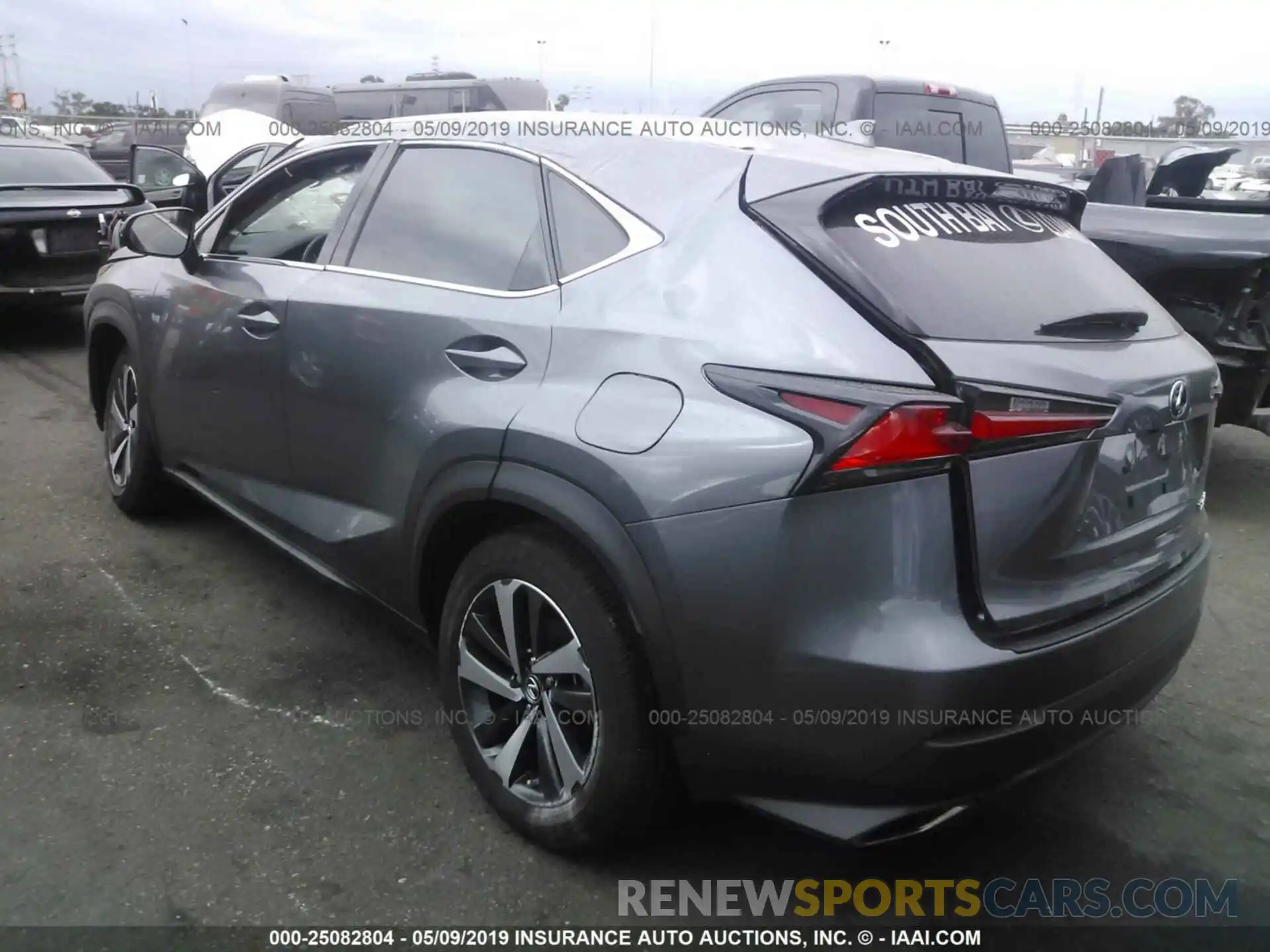 3 Фотография поврежденного автомобиля JTJYARBZ9K2125647 LEXUS NX 2019