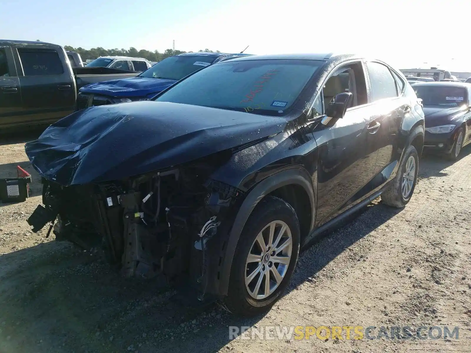 2 Фотография поврежденного автомобиля JTJYARBZ9K2131027 LEXUS NX 2019
