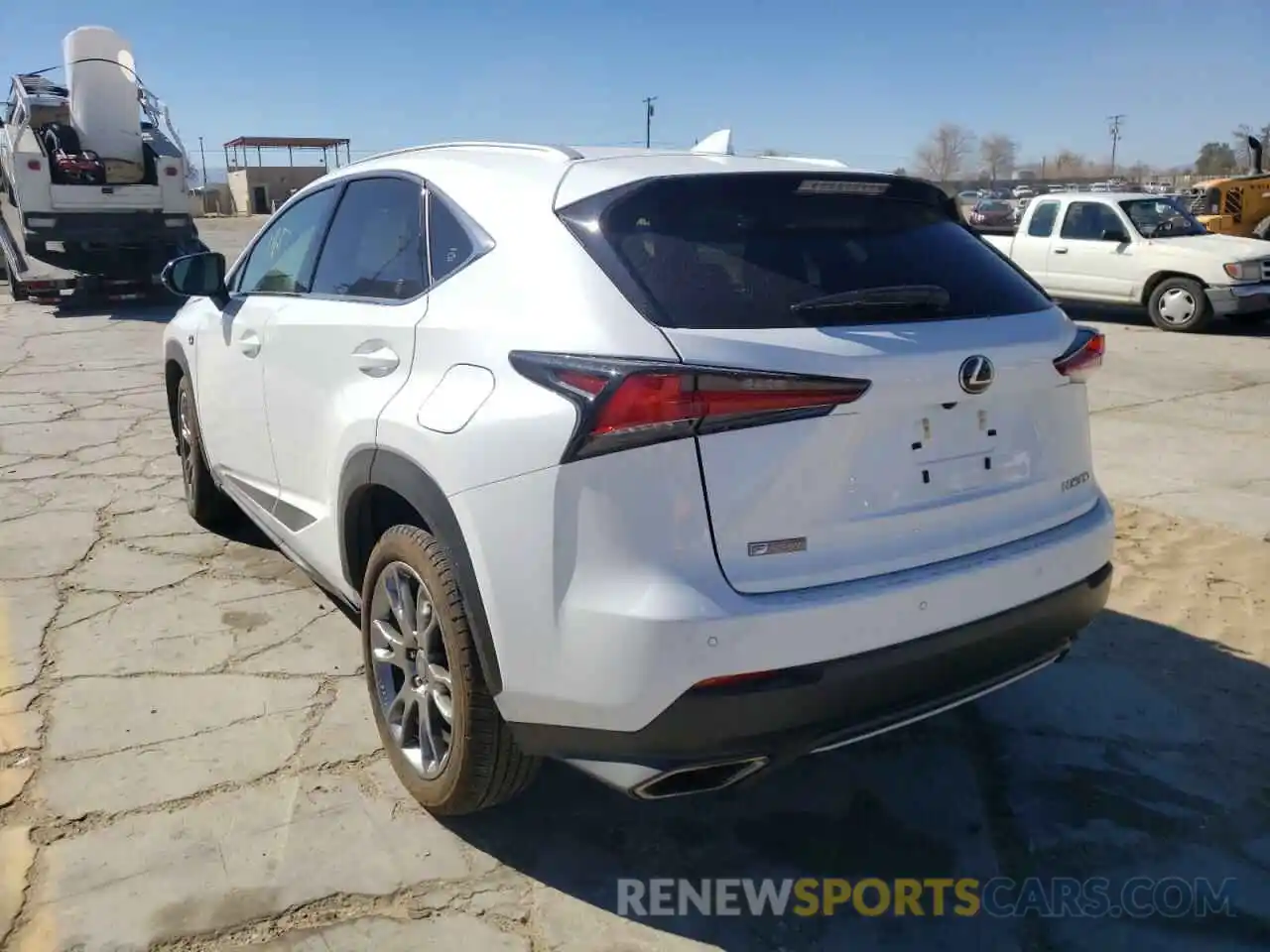 3 Фотография поврежденного автомобиля JTJYARBZ9K2147311 LEXUS NX 2019