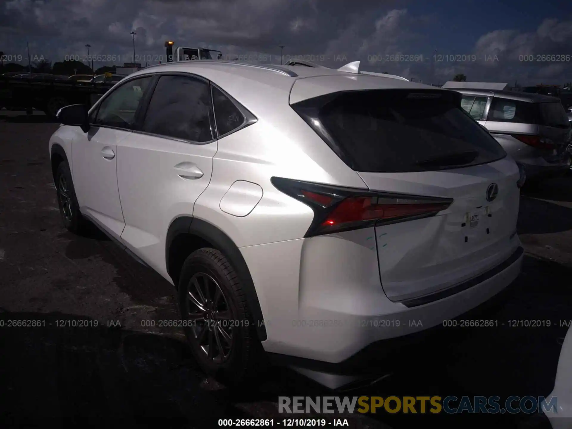 3 Фотография поврежденного автомобиля JTJYARBZ9K2157451 LEXUS NX 2019