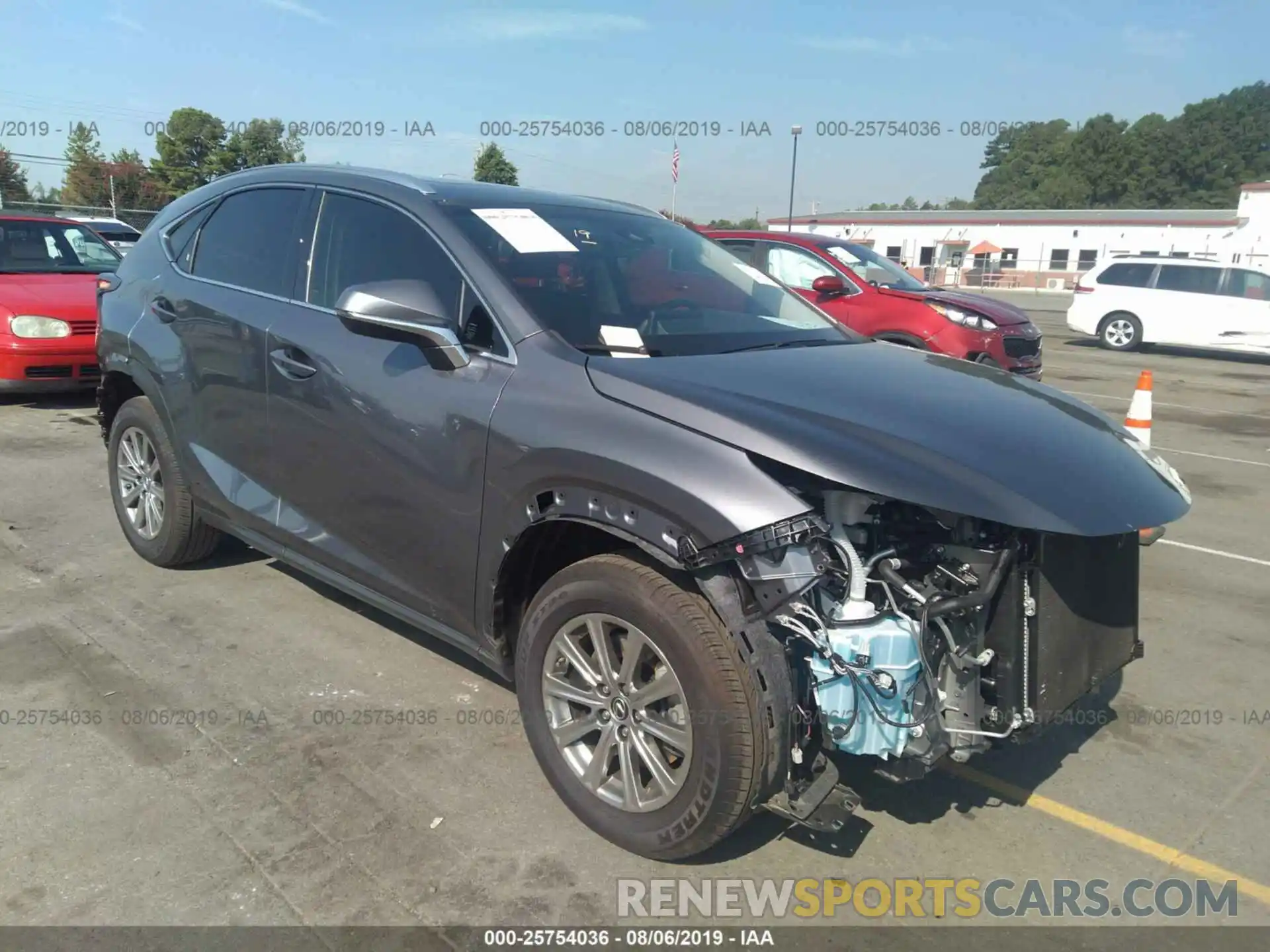 1 Фотография поврежденного автомобиля JTJYARBZXK2136950 LEXUS NX 2019