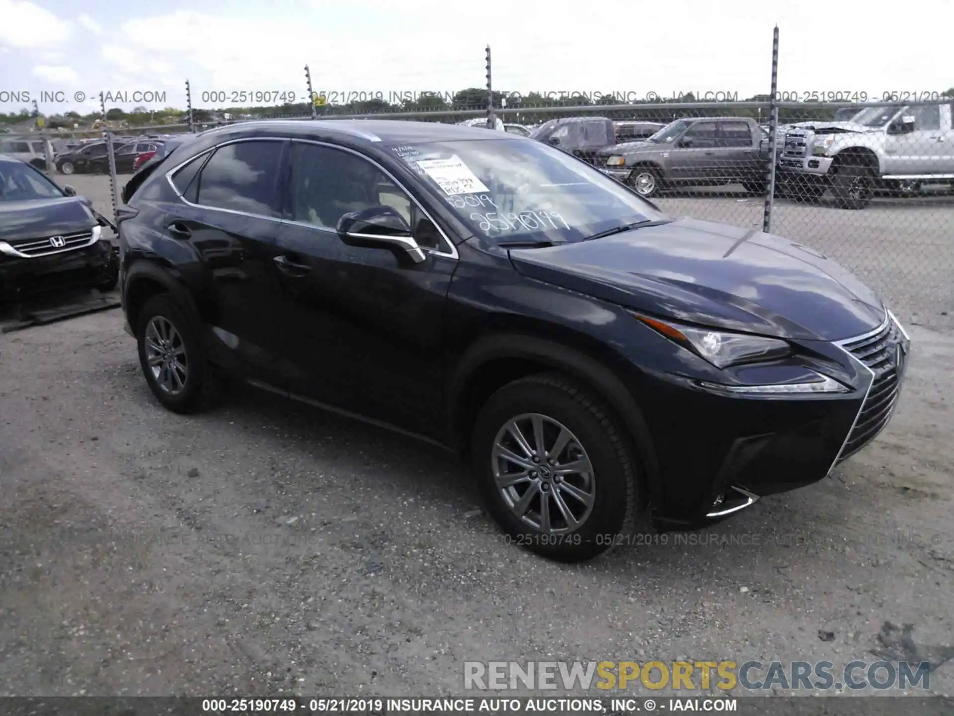 1 Фотография поврежденного автомобиля JTJYARBZXK2140898 LEXUS NX 2019