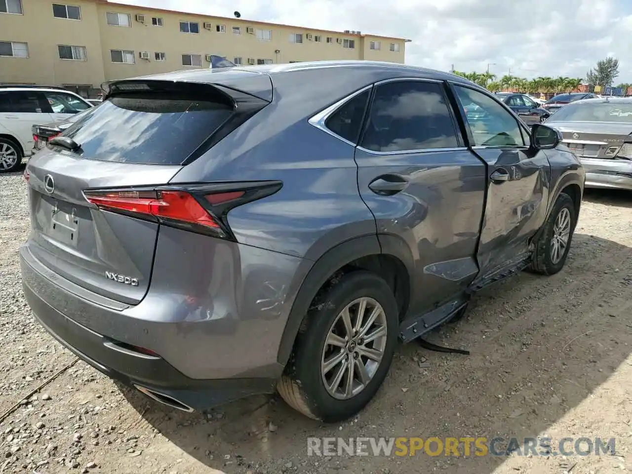 3 Фотография поврежденного автомобиля JTJYARBZXK2144269 LEXUS NX 2019