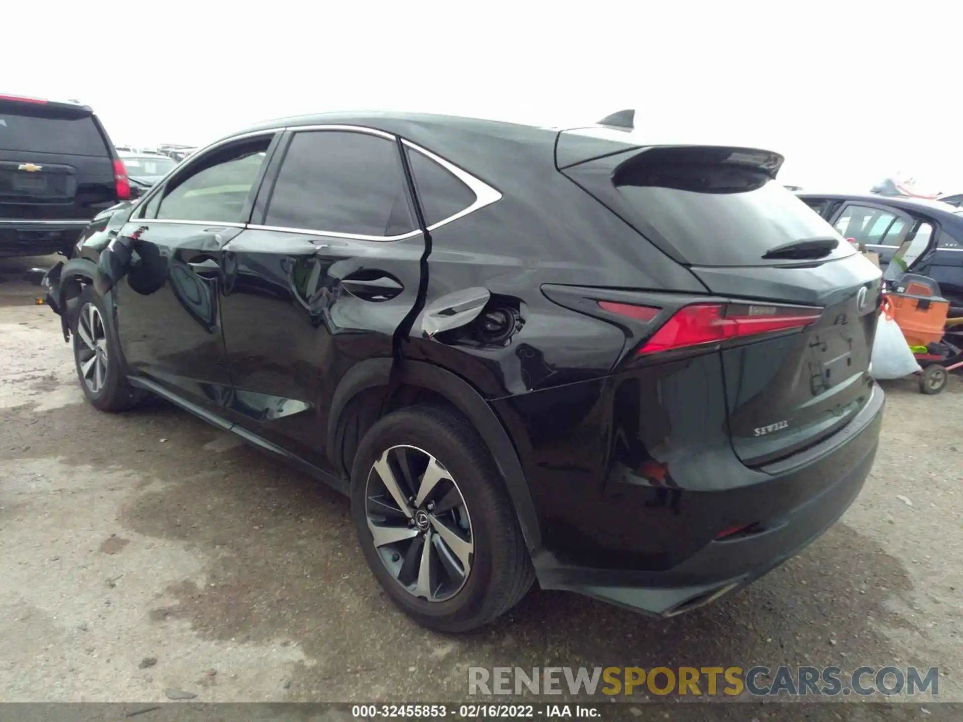 3 Фотография поврежденного автомобиля JTJYARBZXK2148189 LEXUS NX 2019