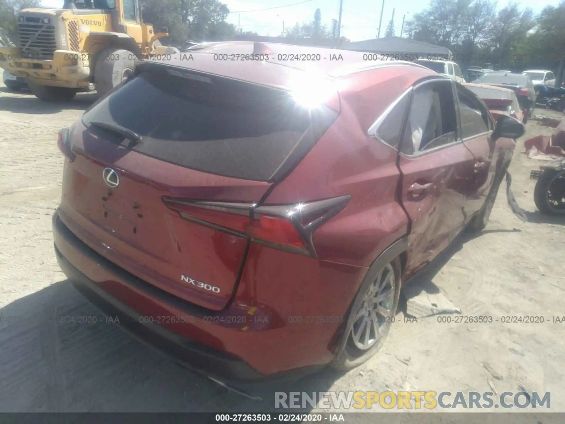 4 Фотография поврежденного автомобиля JTJYARBZXK2153540 LEXUS NX 2019