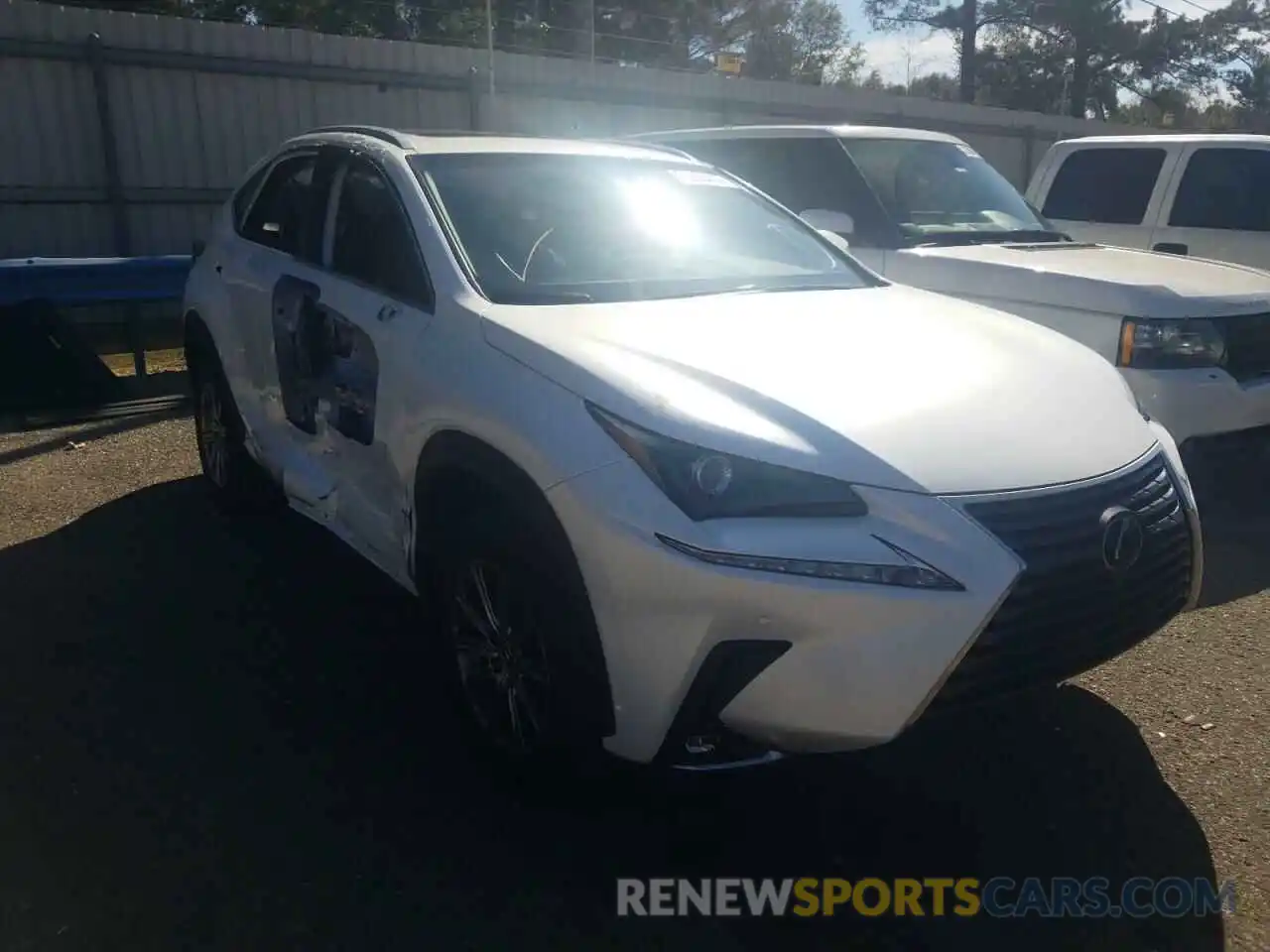 1 Фотография поврежденного автомобиля JTJYARBZXK2154641 LEXUS NX 2019