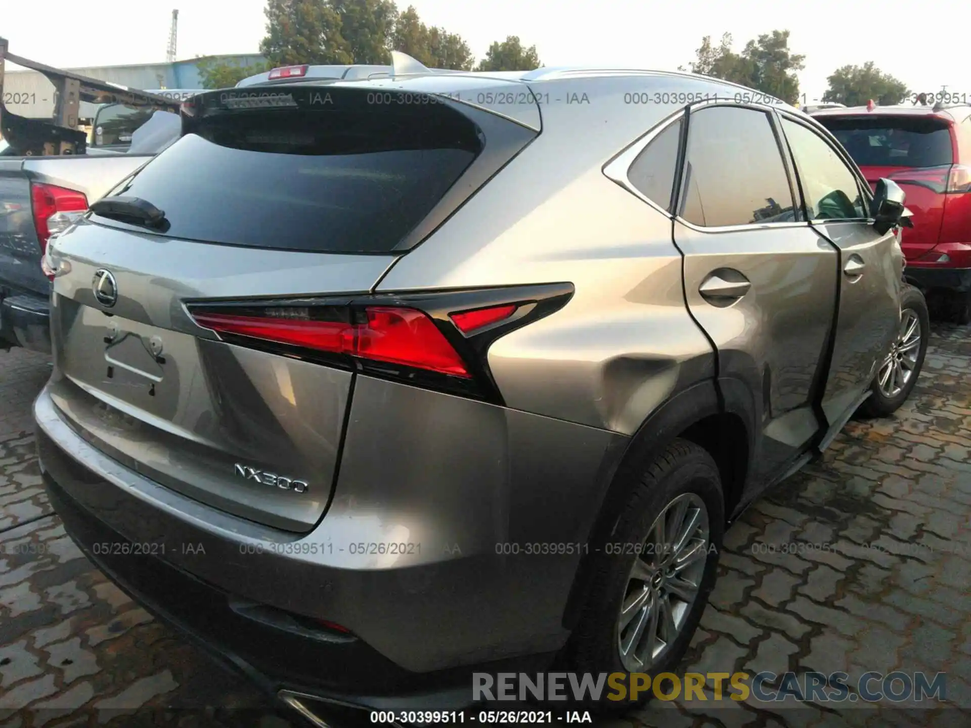 4 Фотография поврежденного автомобиля 00000000000010495 LEXUS NX 2020