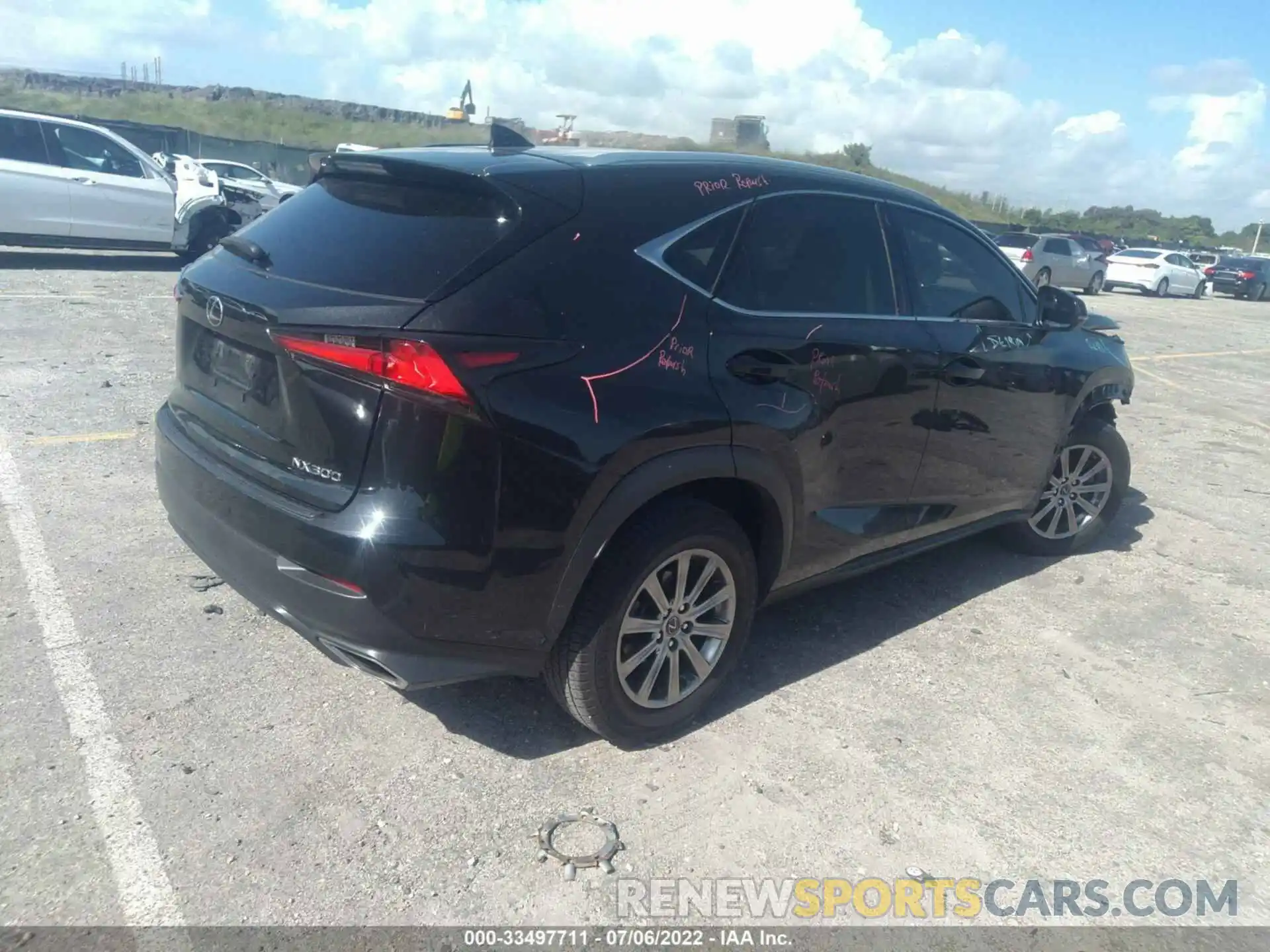 4 Фотография поврежденного автомобиля JTJAARBZ7L2158388 LEXUS NX 2020