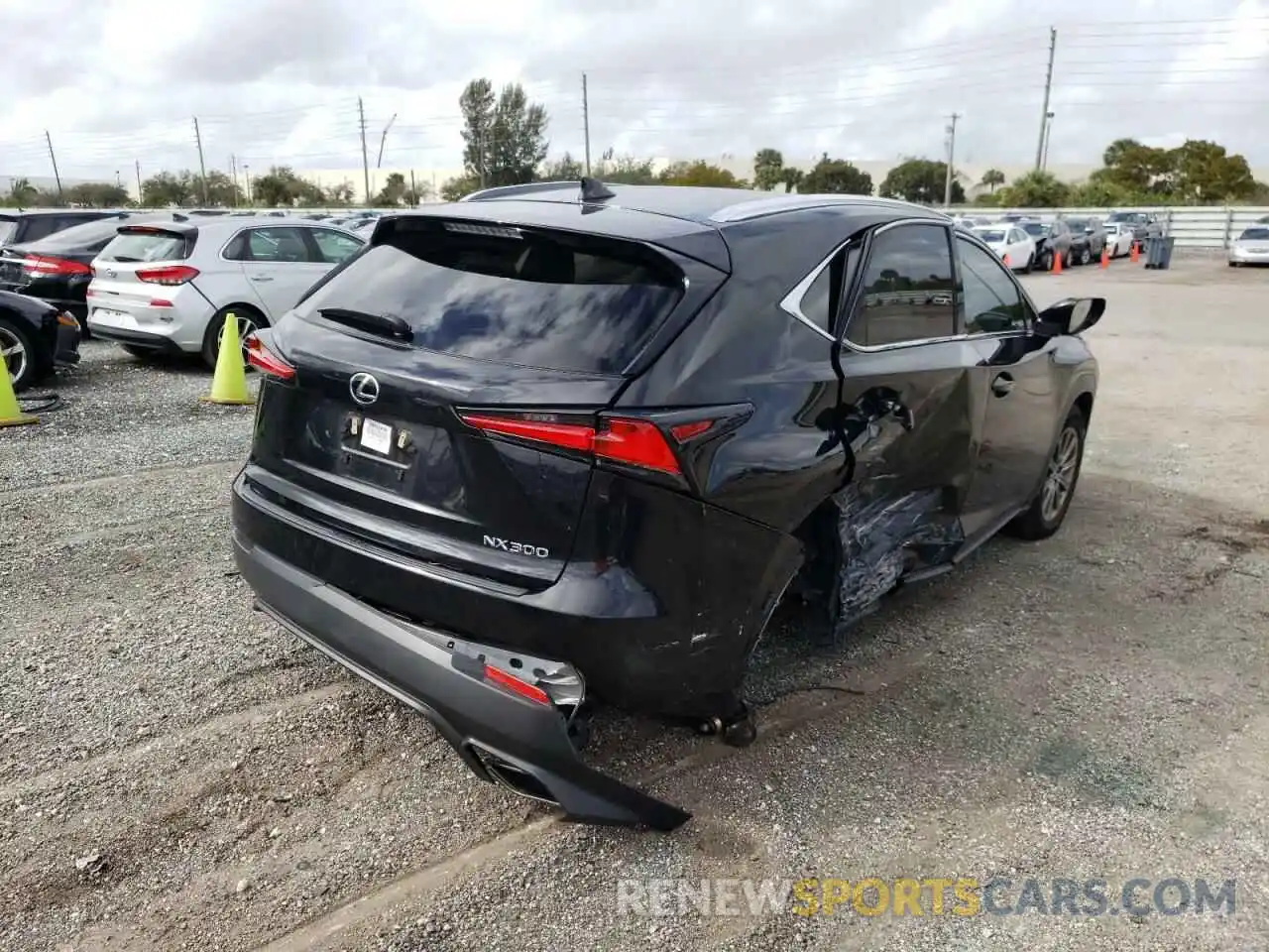 4 Фотография поврежденного автомобиля JTJAARBZXL2158658 LEXUS NX 2020