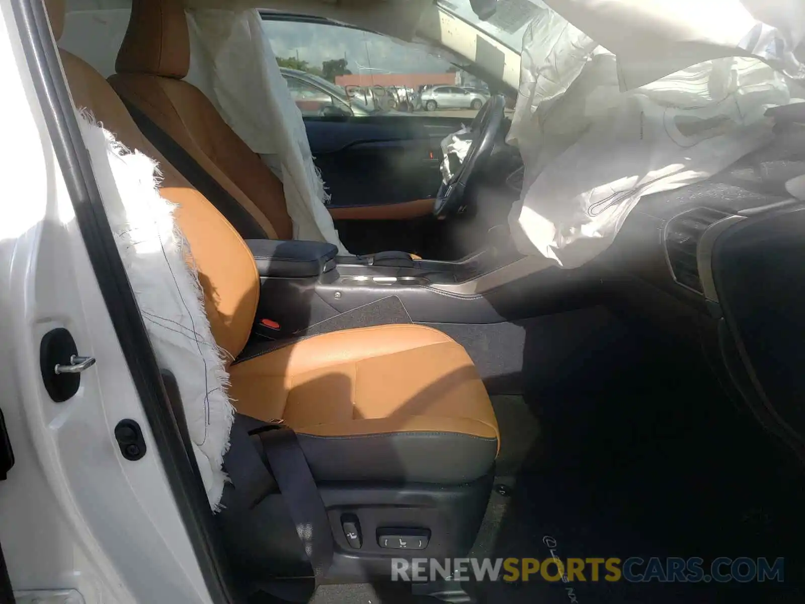 5 Photograph of a damaged car JTJAARBZXL5006443 LEXUS NX 2020