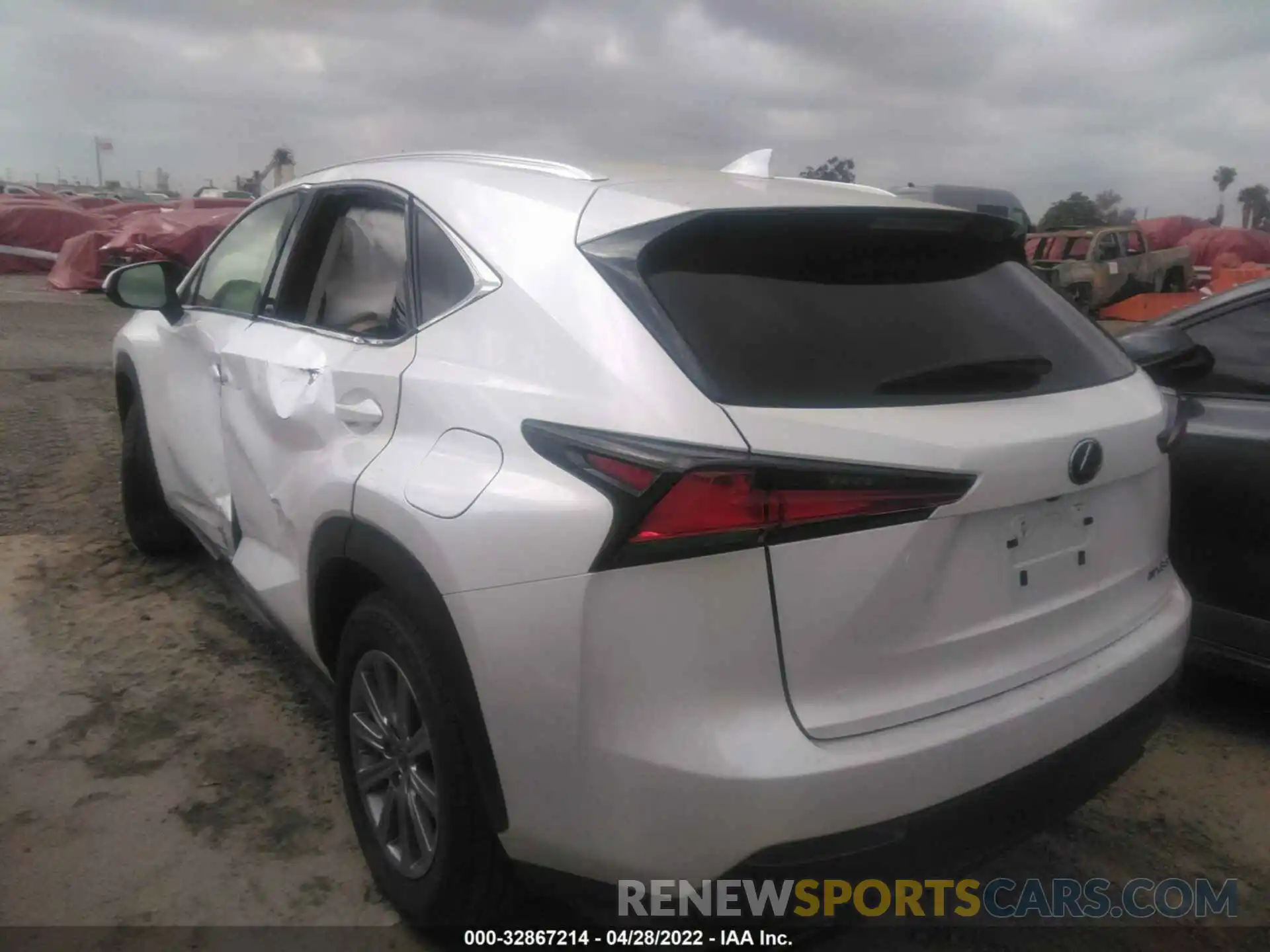 3 Фотография поврежденного автомобиля JTJAARDZ2L5006921 LEXUS NX 2020