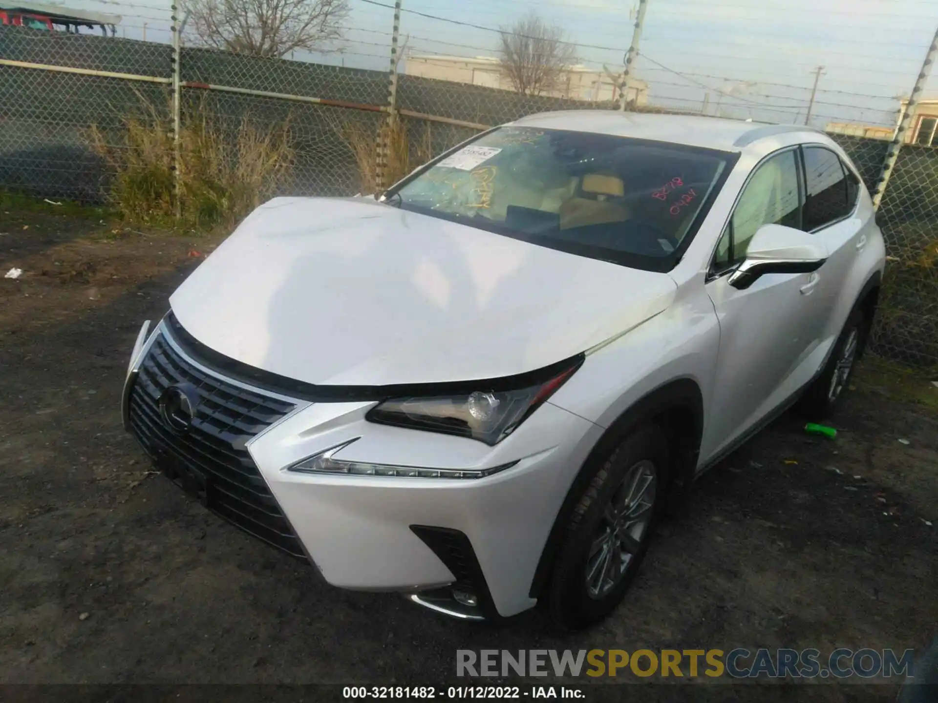 2 Фотография поврежденного автомобиля JTJAJRDZ2L5000424 LEXUS NX 2020