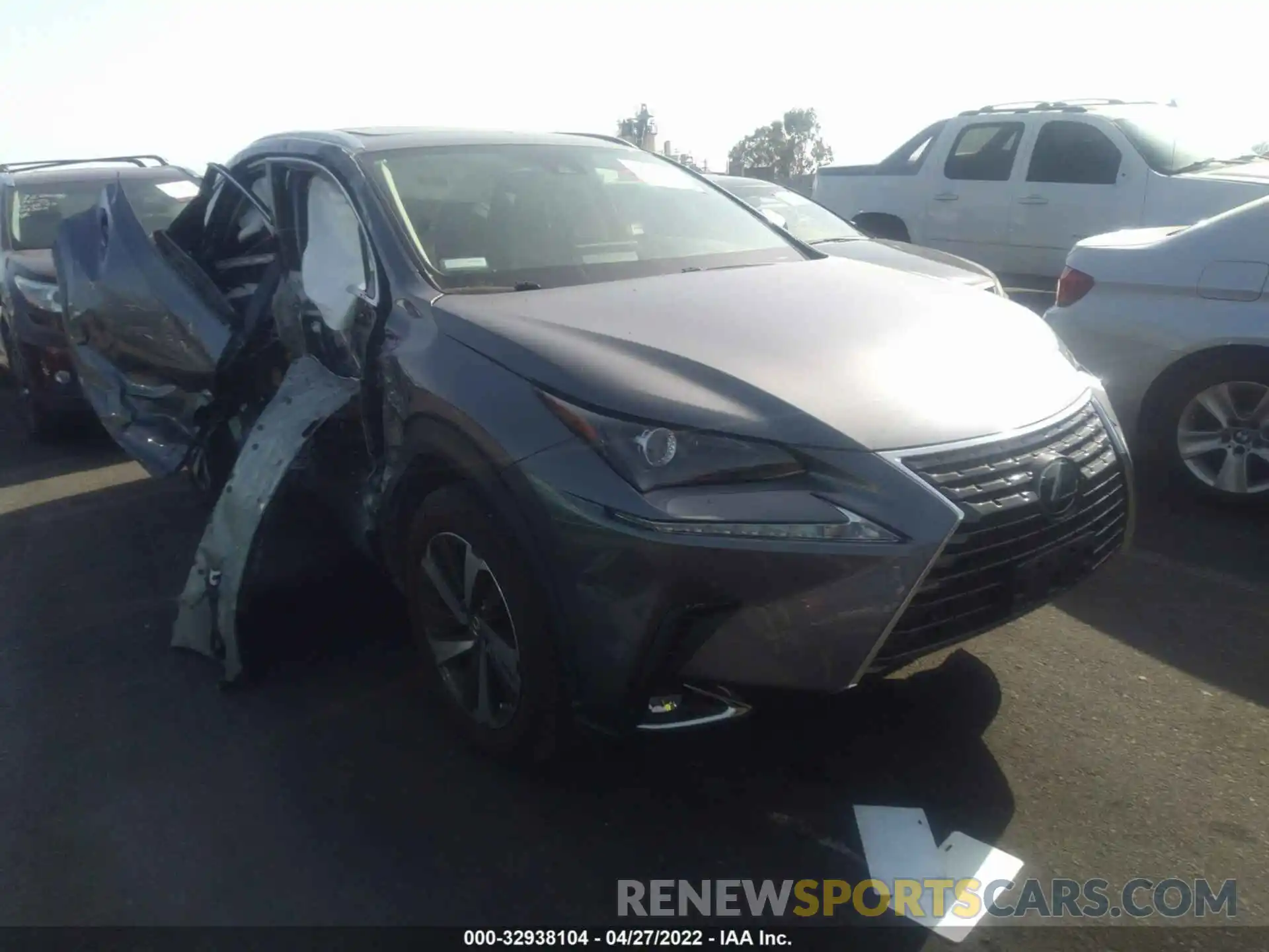 1 Фотография поврежденного автомобиля JTJDARBZ8L5004560 LEXUS NX 2020