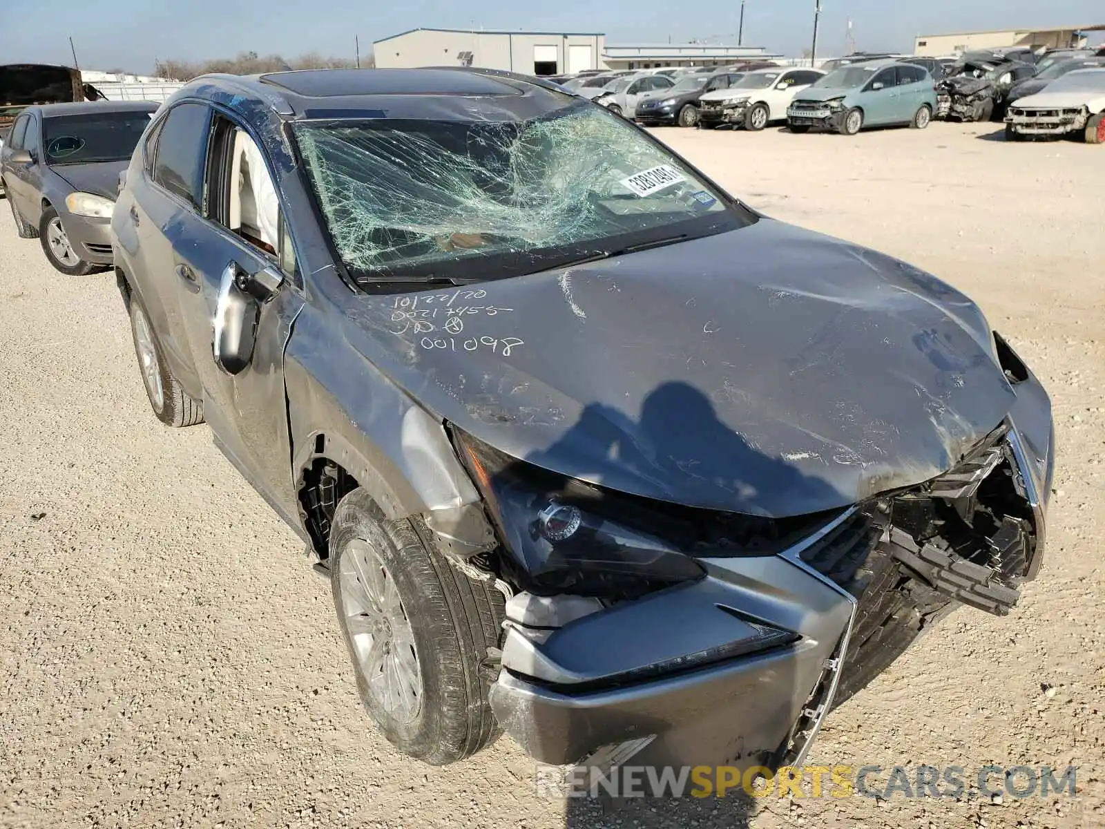 1 Фотография поврежденного автомобиля JTJDARBZ9L5001098 LEXUS NX 2020
