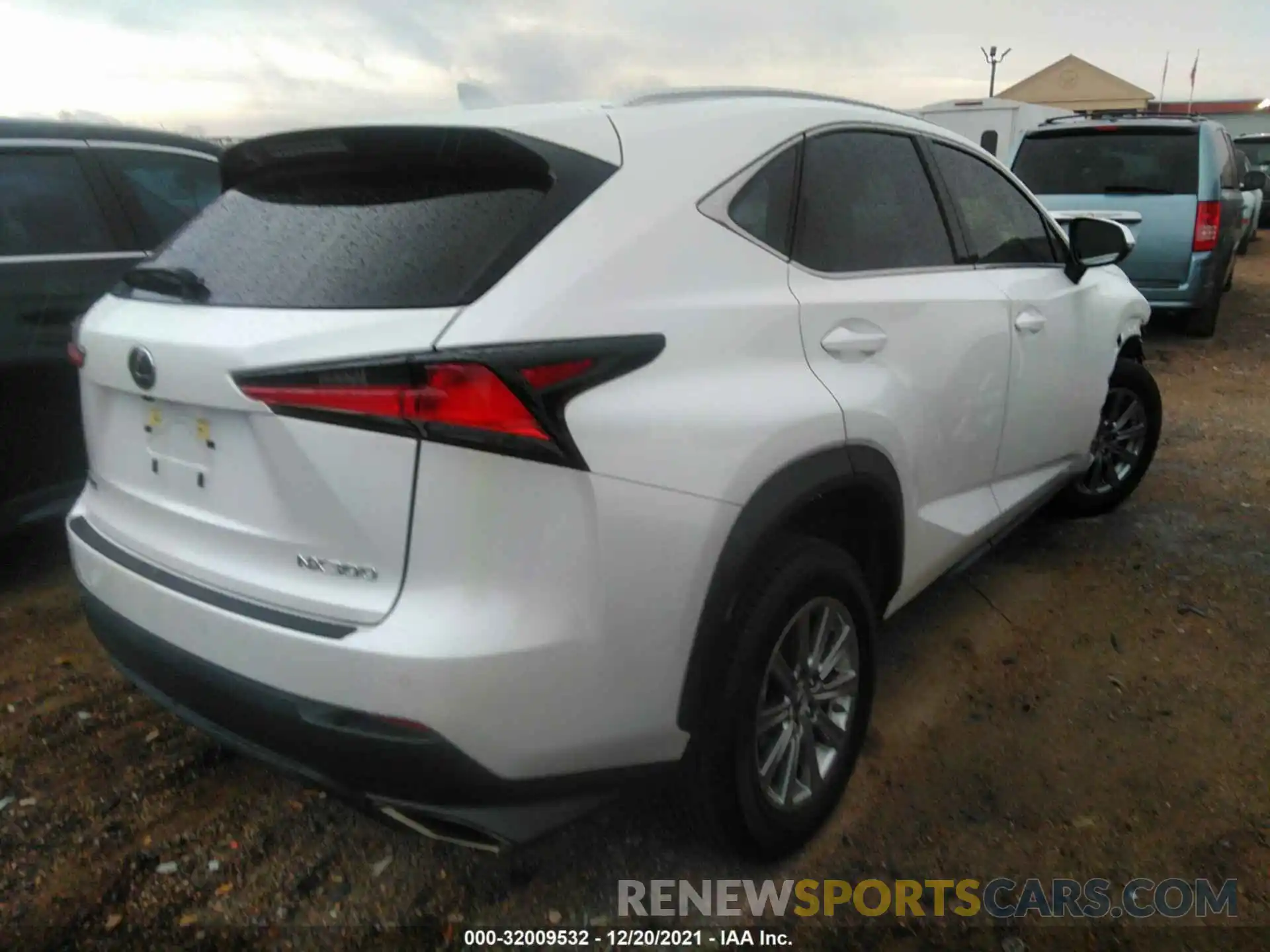 4 Фотография поврежденного автомобиля JTJDARBZ9L5013512 LEXUS NX 2020