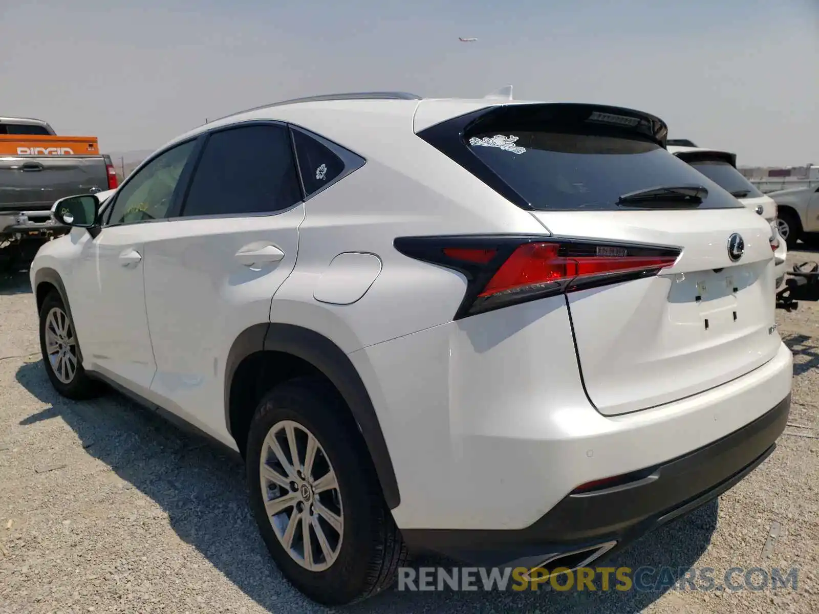 3 Фотография поврежденного автомобиля JTJDARDZ2L5016698 LEXUS NX 2020