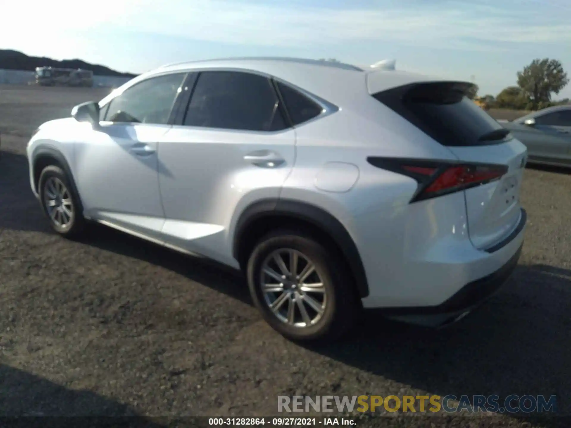 3 Фотография поврежденного автомобиля JTJDARDZ4L5016749 LEXUS NX 2020