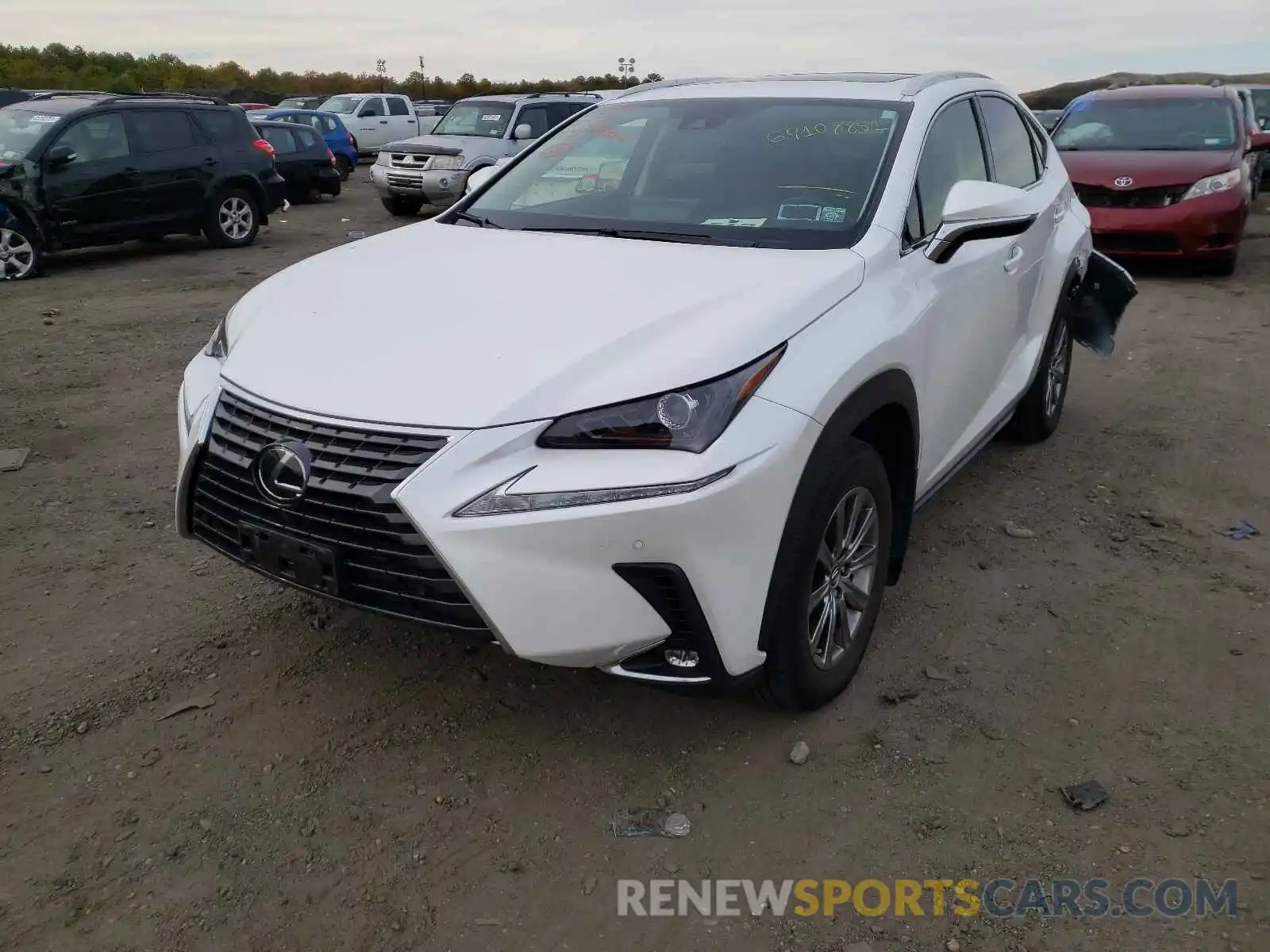 2 Фотография поврежденного автомобиля JTJDARDZ6L2218364 LEXUS NX 2020