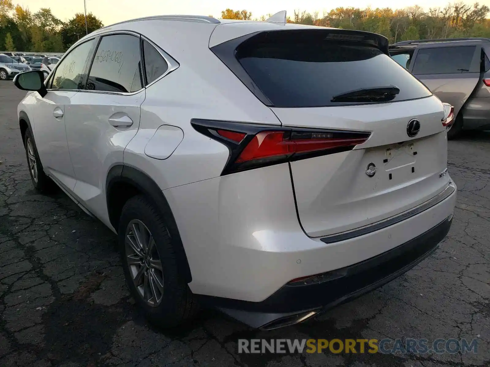 3 Фотография поврежденного автомобиля JTJDARDZXL5012446 LEXUS NX 2020