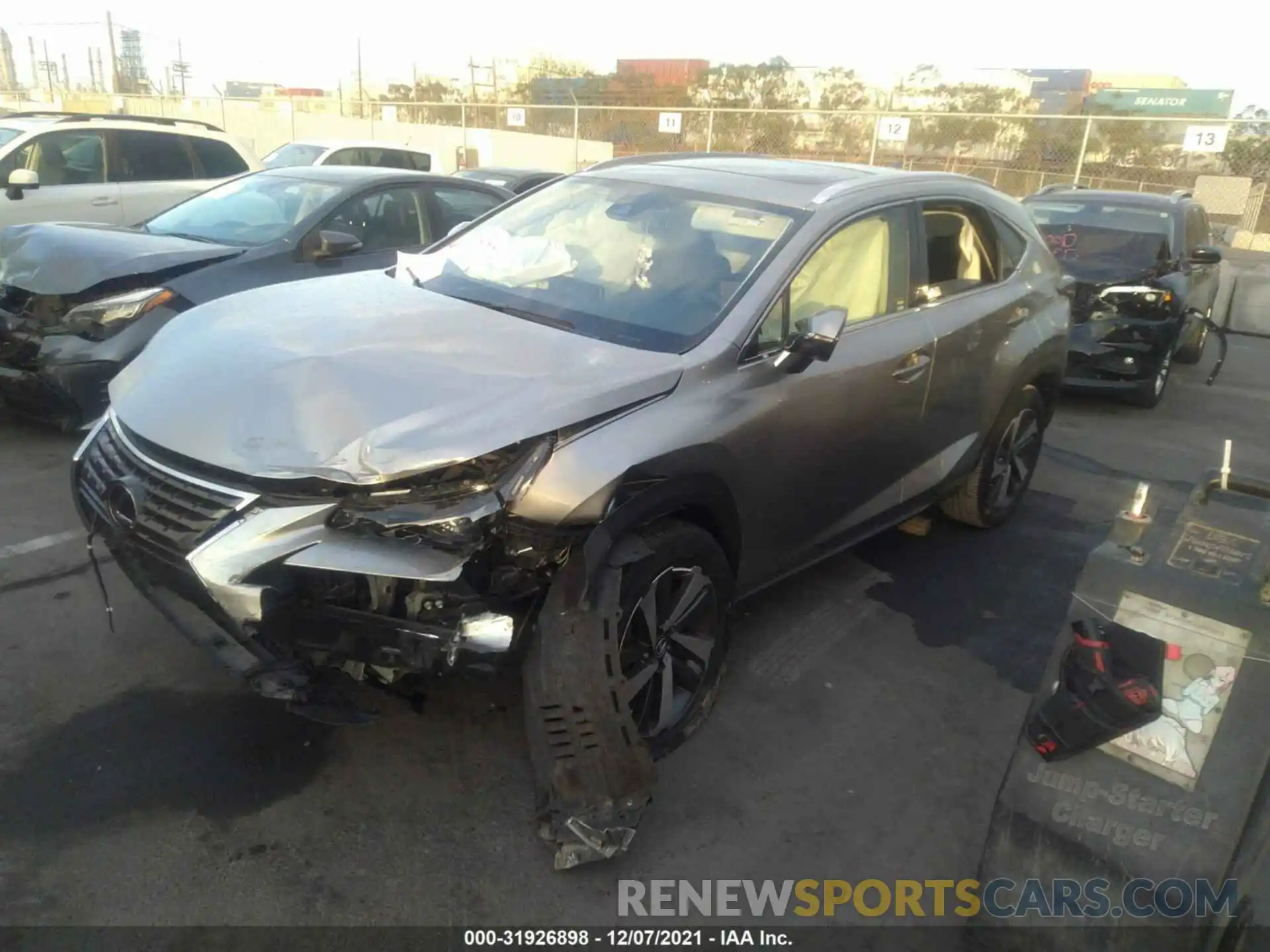 2 Фотография поврежденного автомобиля JTJGARBZ1L5004395 LEXUS NX 2020