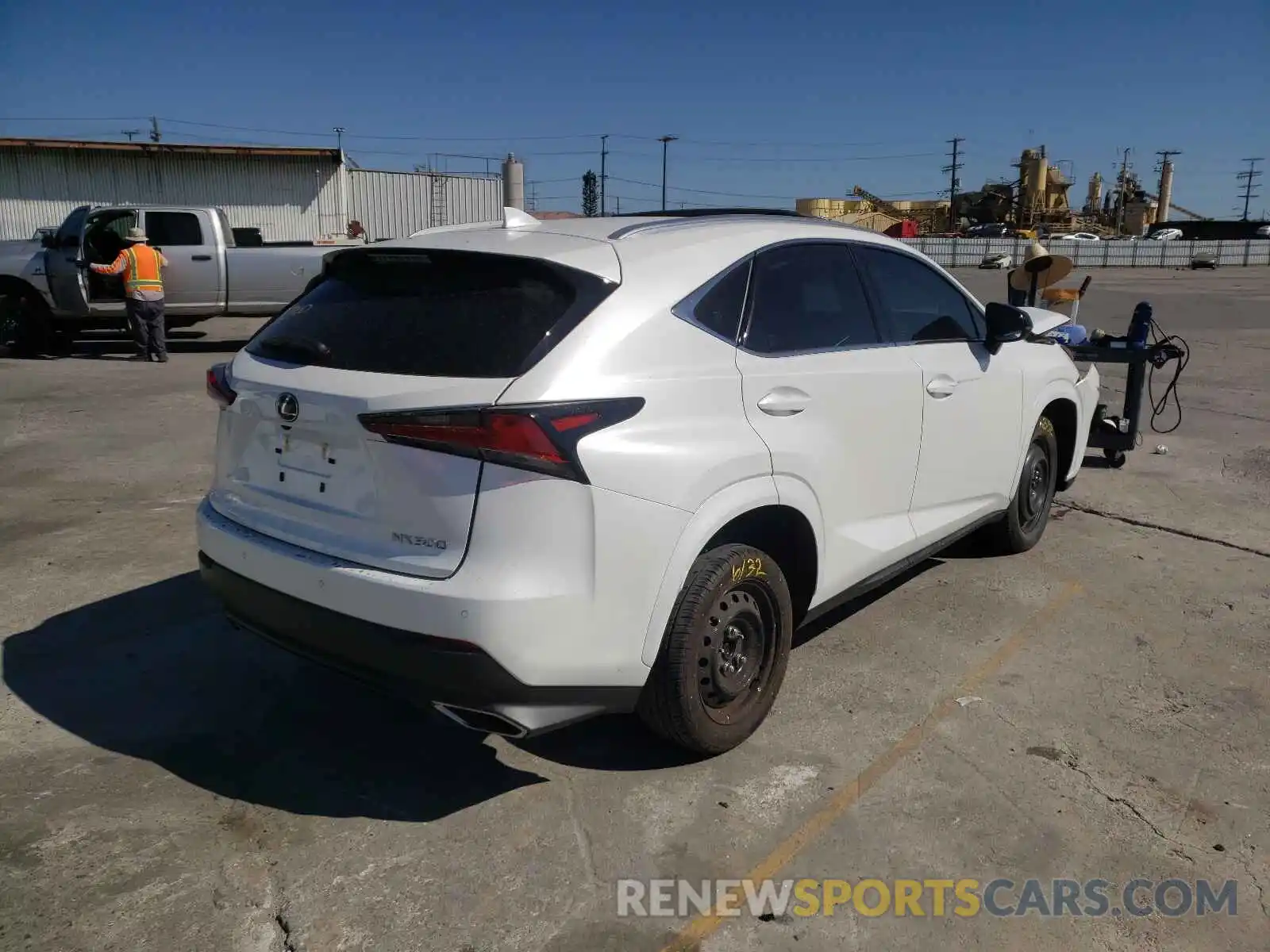 4 Фотография поврежденного автомобиля JTJGARBZ2L2170684 LEXUS NX 2020