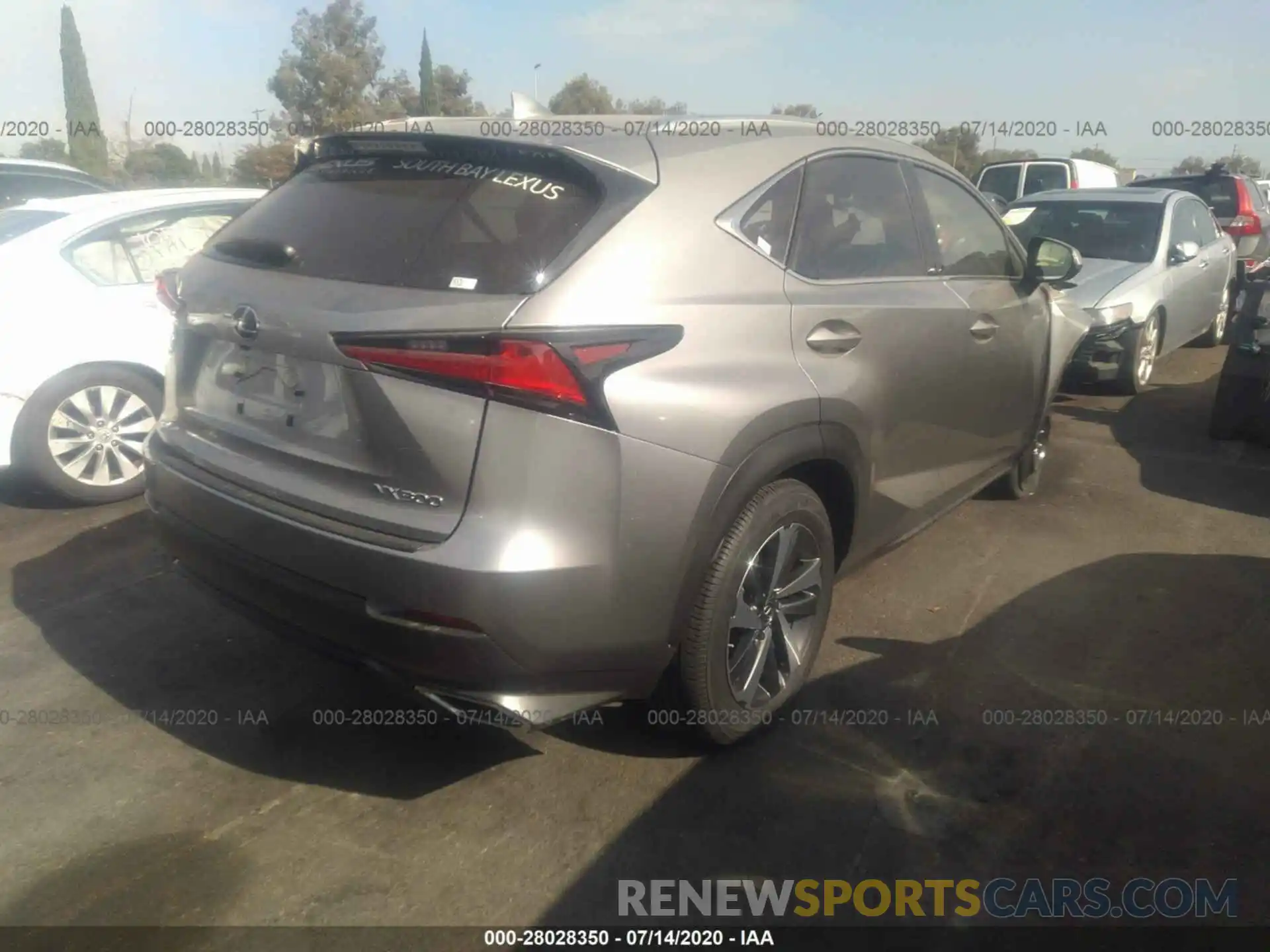 4 Фотография поврежденного автомобиля JTJGARBZ4L2161260 LEXUS NX 2020