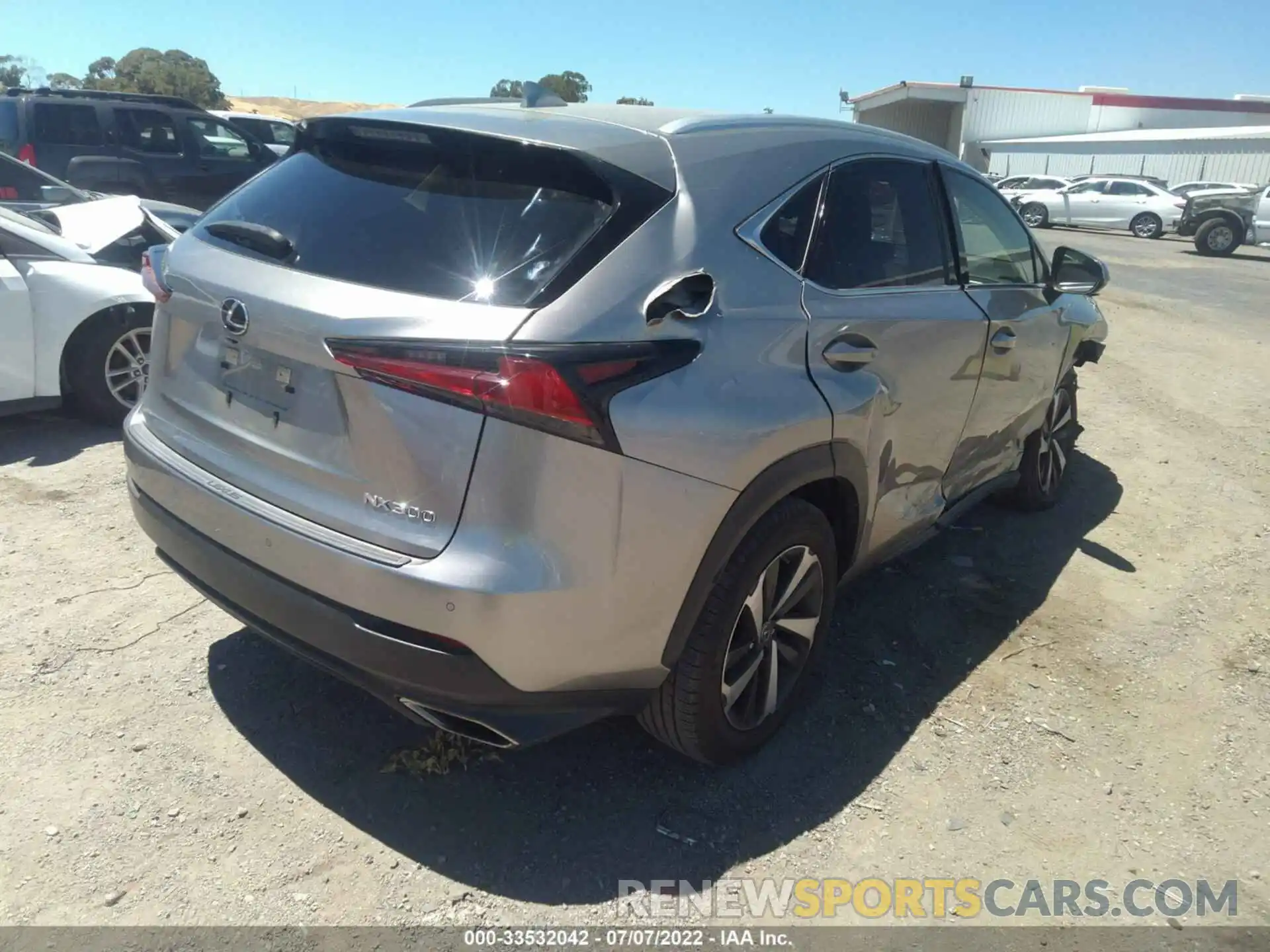 4 Фотография поврежденного автомобиля JTJGARBZ4L5013995 LEXUS NX 2020