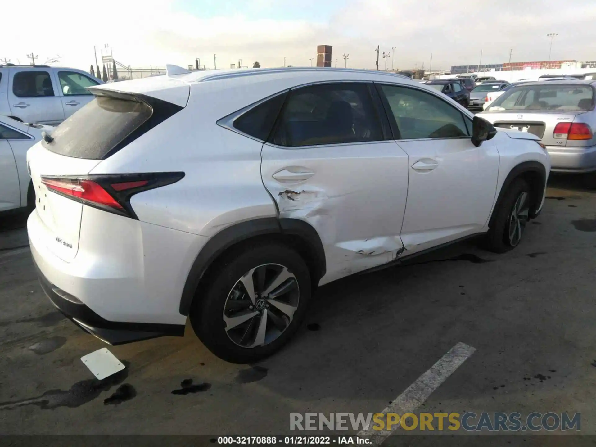 4 Фотография поврежденного автомобиля JTJGARBZ8L5019198 LEXUS NX 2020