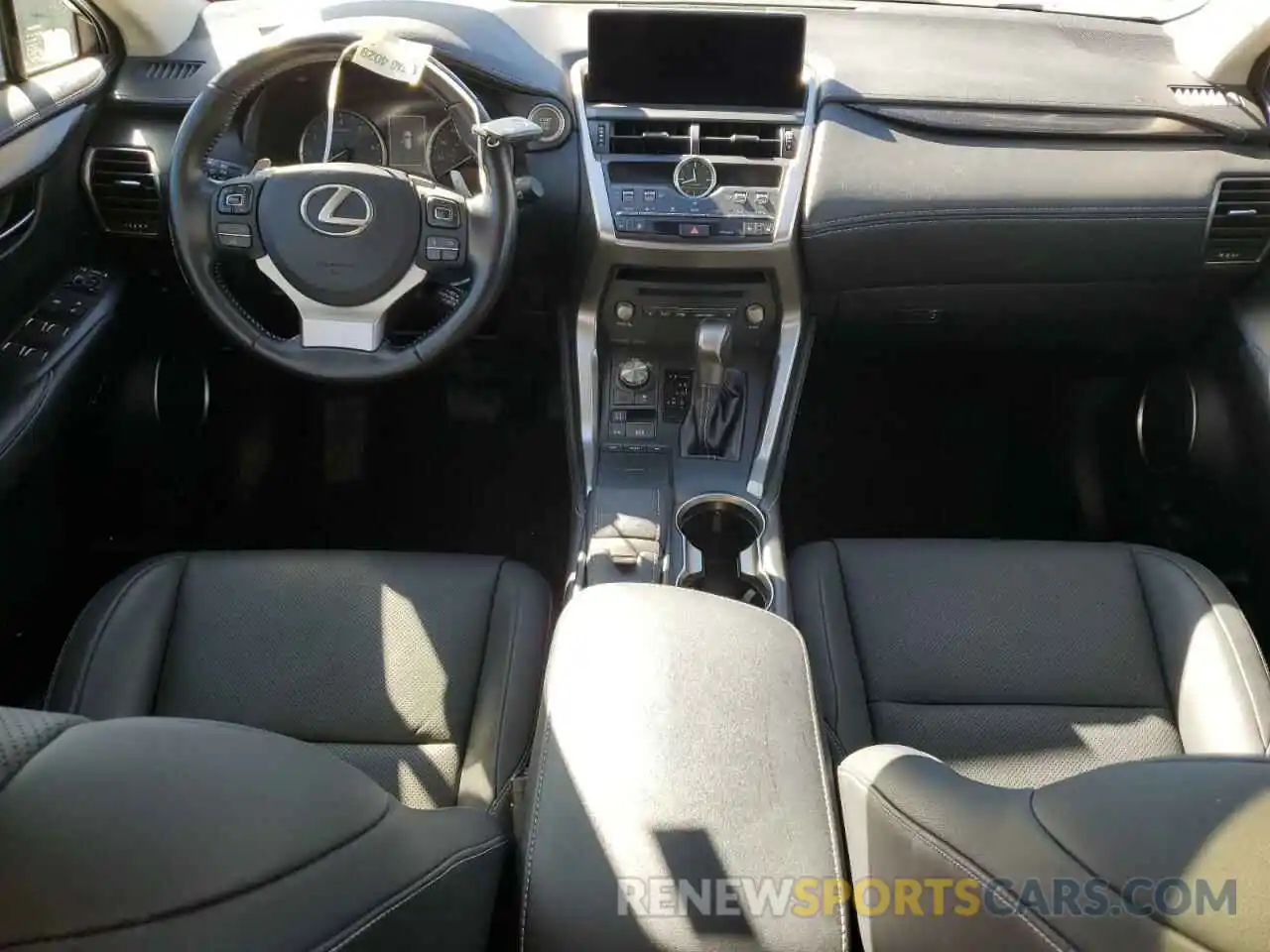 8 Фотография поврежденного автомобиля JTJGARDZ3L5011233 LEXUS NX 2020