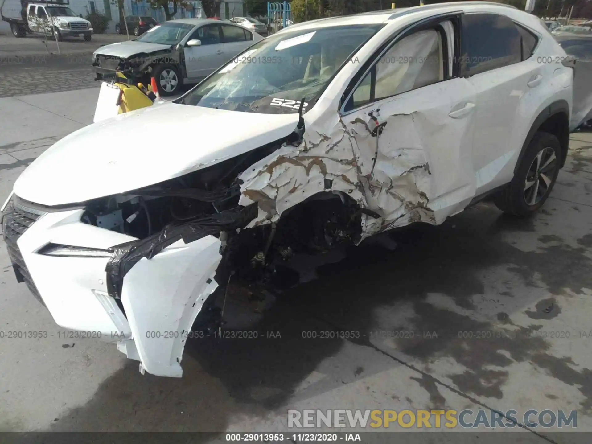 2 Фотография поврежденного автомобиля JTJGARDZ6L5008987 LEXUS NX 2020