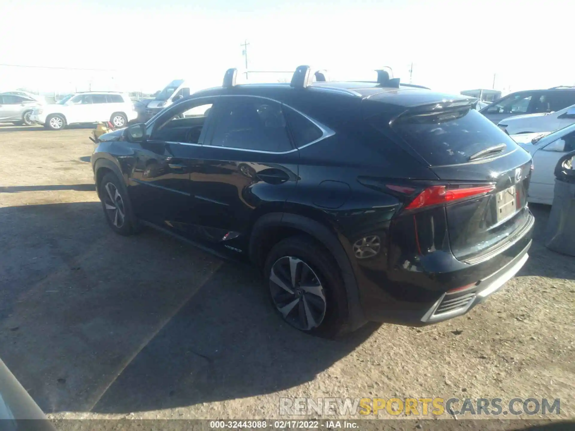 3 Фотография поврежденного автомобиля JTJGJRDZ3L2143877 LEXUS NX 2020