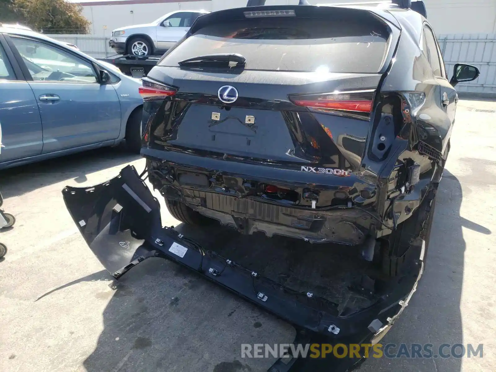 9 Photograph of a damaged car JTJGJRDZ4L5001651 LEXUS NX 2020