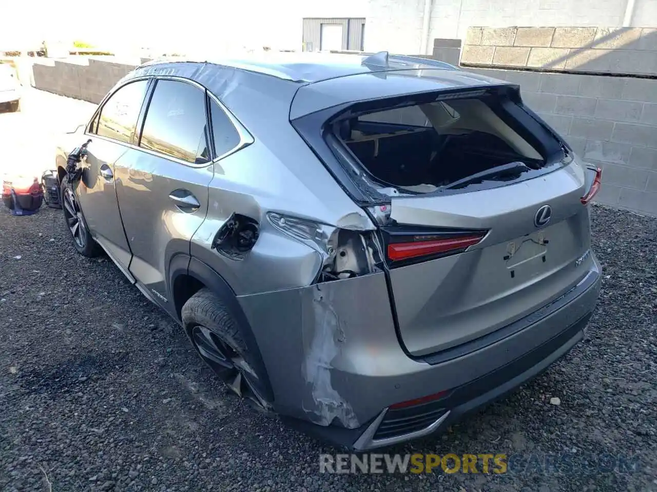 3 Фотография поврежденного автомобиля JTJGJRDZ5L2135179 LEXUS NX 2020