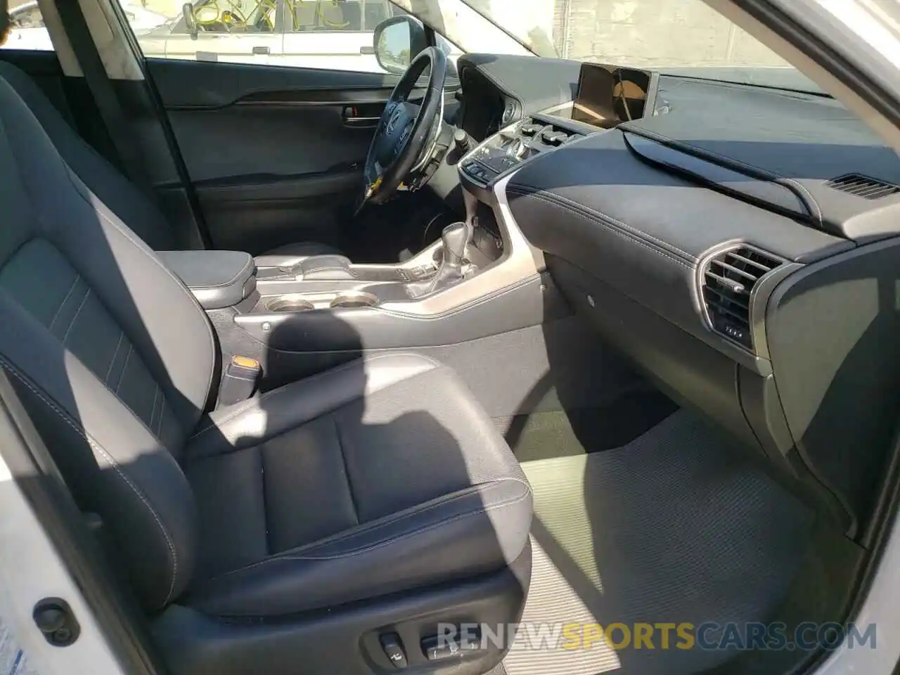 5 Photograph of a damaged car JTJGJRDZ6L2144294 LEXUS NX 2020