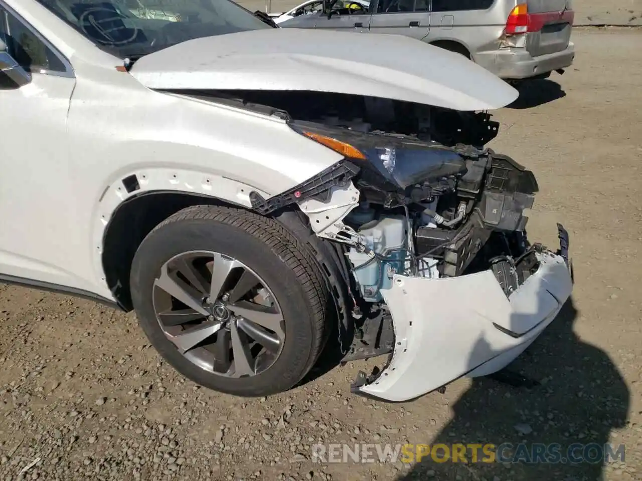 9 Фотография поврежденного автомобиля JTJGJRDZ6L2144294 LEXUS NX 2020