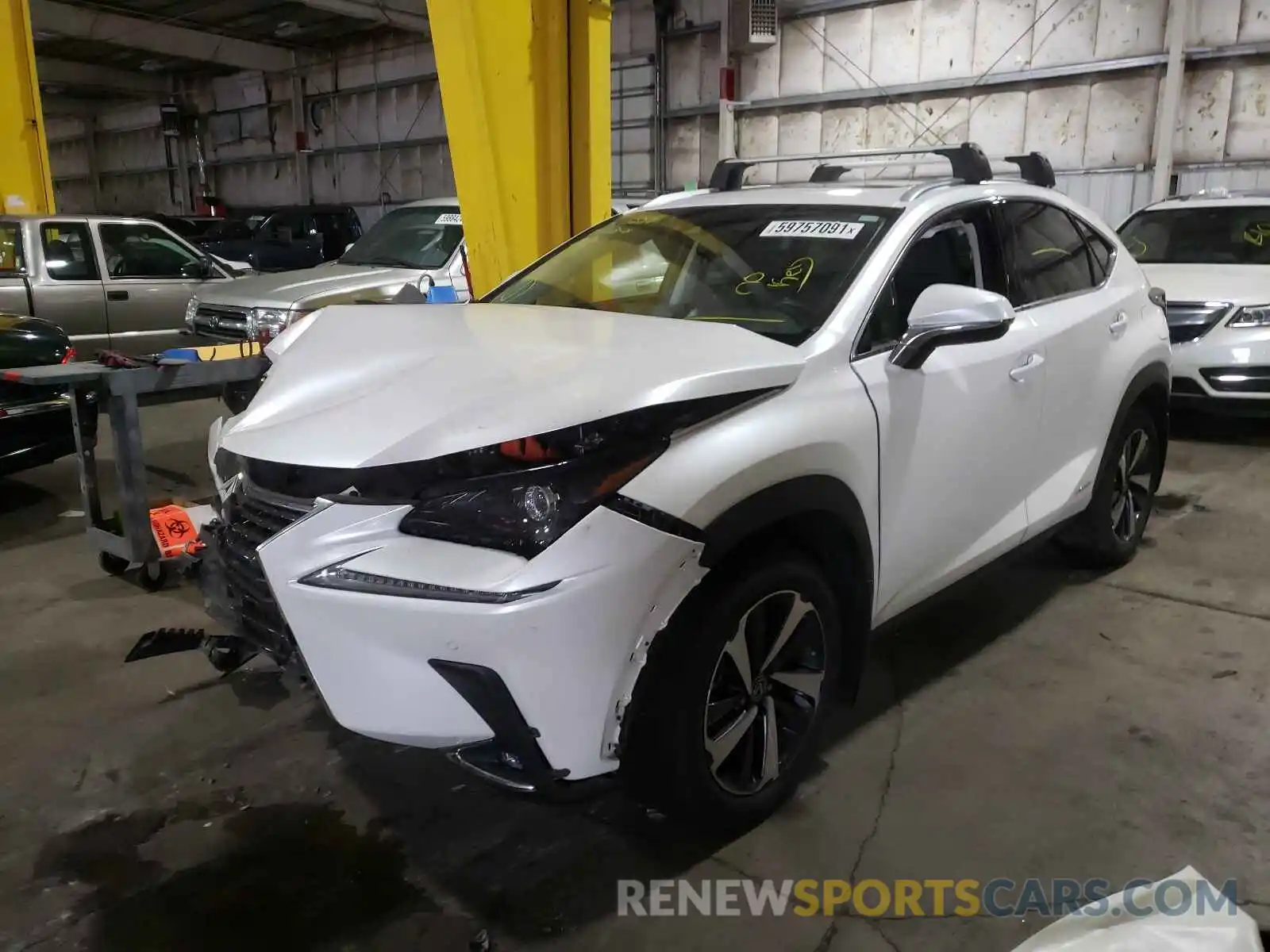 2 Фотография поврежденного автомобиля JTJGJRDZ6L5009508 LEXUS NX 2020