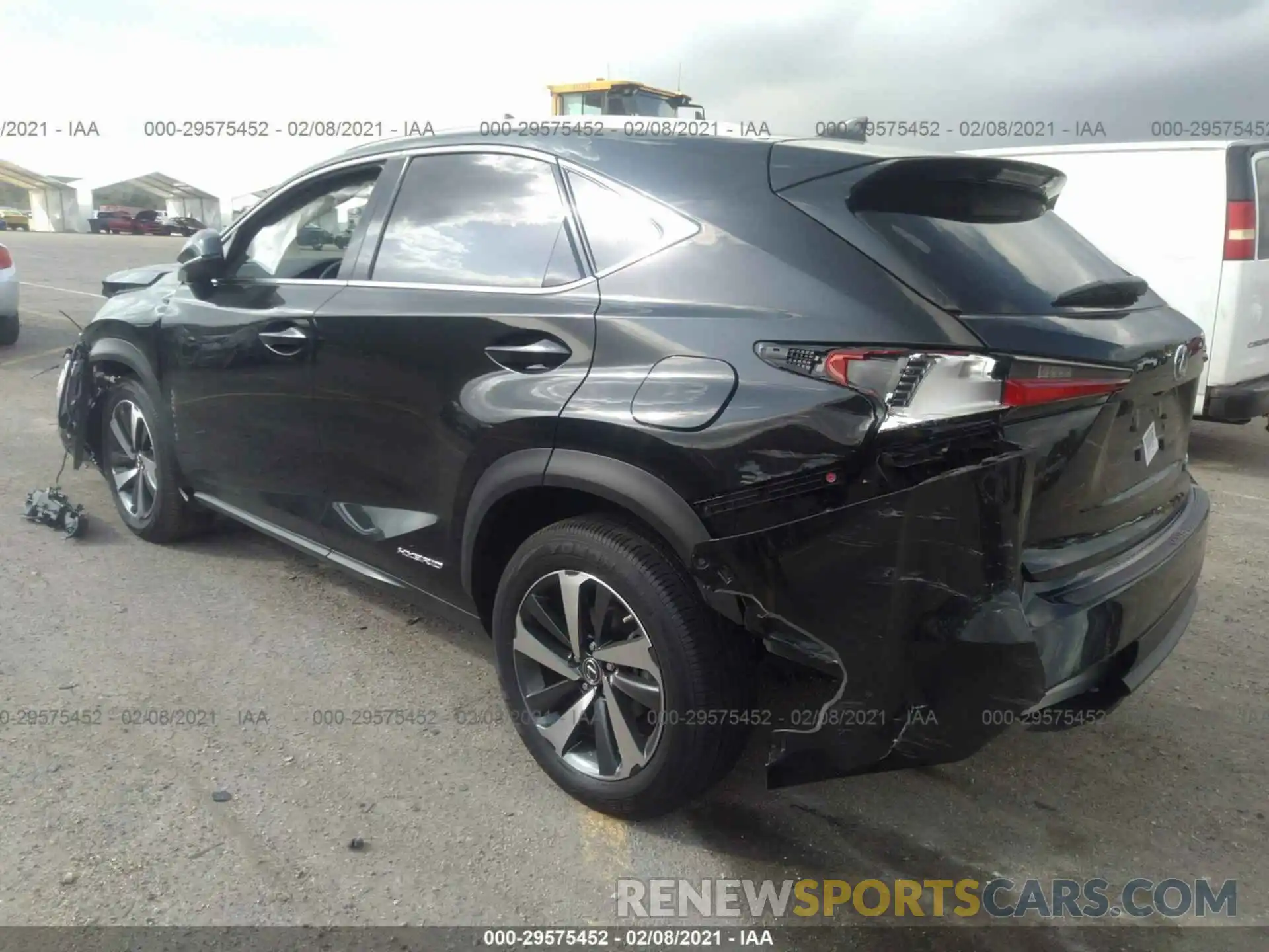 3 Фотография поврежденного автомобиля JTJGJRDZ7L2142084 LEXUS NX 2020