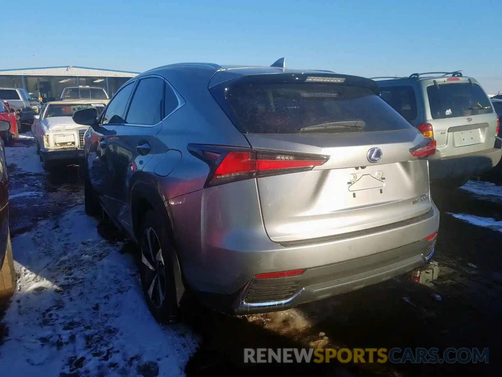 3 Фотография поврежденного автомобиля JTJGJRDZ8L2126122 LEXUS NX 2020