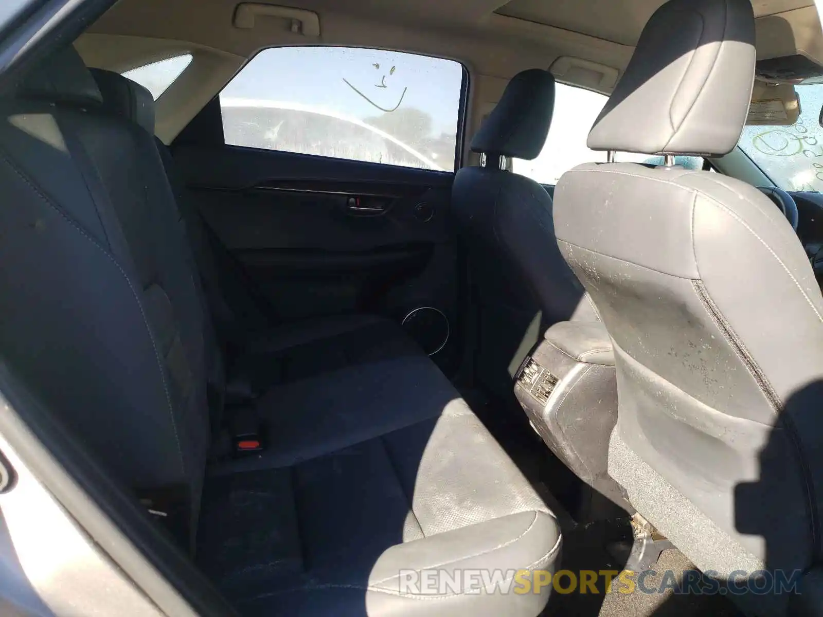 6 Фотография поврежденного автомобиля JTJGJRDZ8L2139243 LEXUS NX 2020