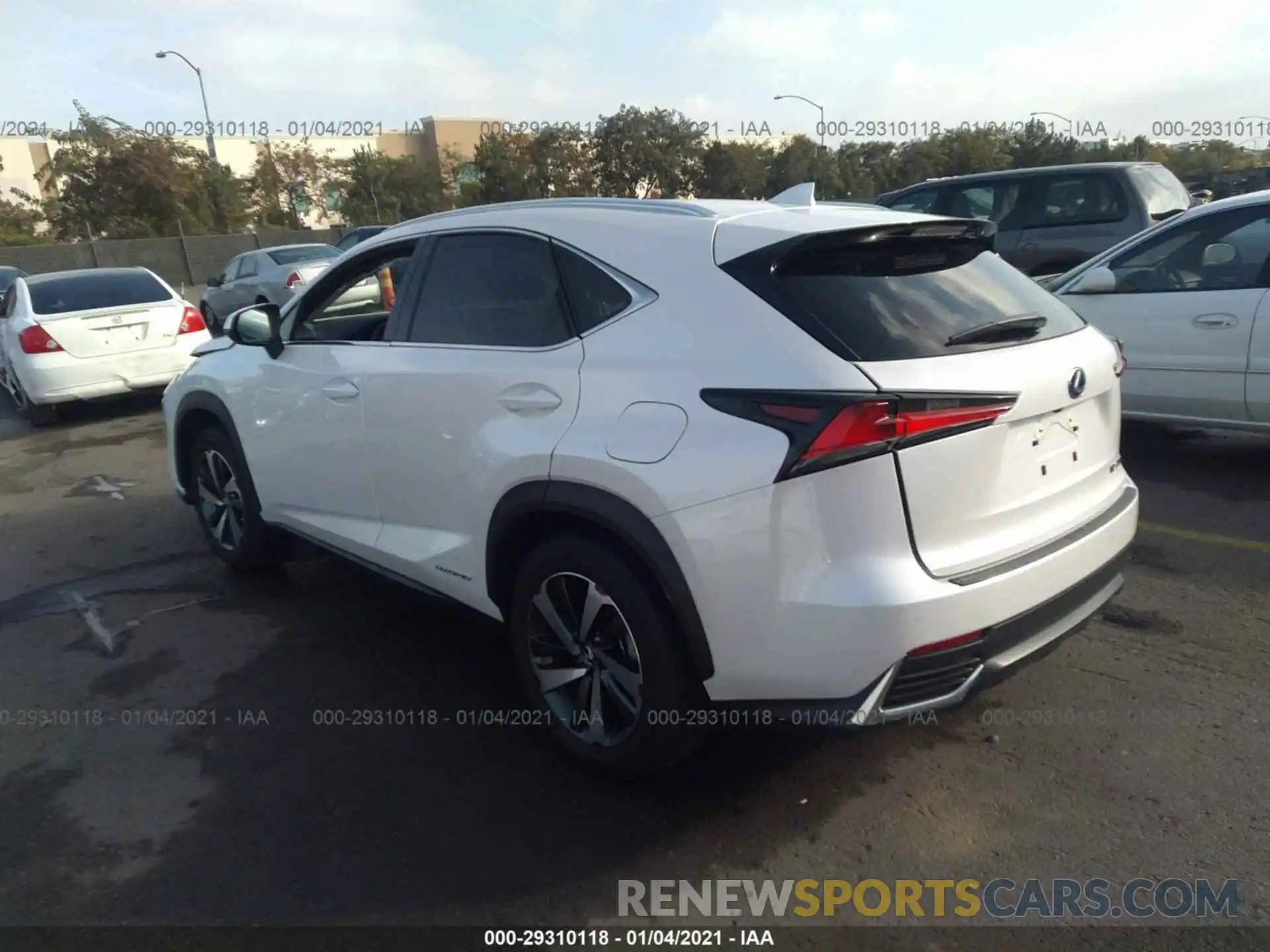 3 Фотография поврежденного автомобиля JTJGJRDZ8L5000518 LEXUS NX 2020